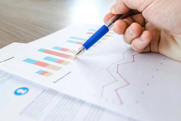 We Analyzed 1,000 LinkedIn Posts: Data-Backed Tips for More Engagement