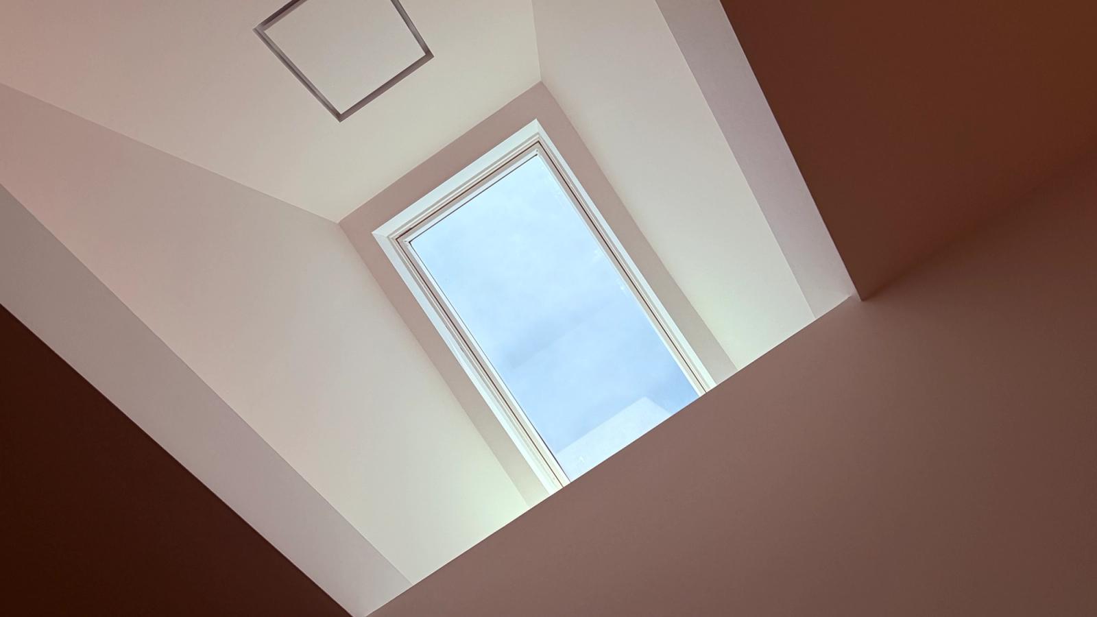 Skylight in the bathroom, raised ceilings, exquisite drywall finishes.