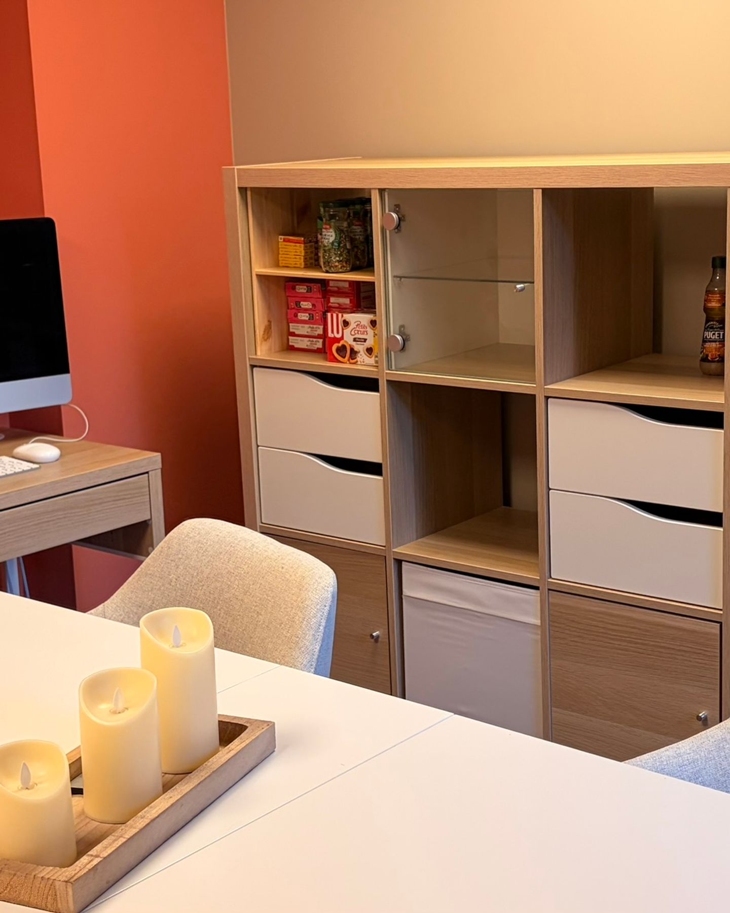 Onze lichte, ruime en moderne lesruimte voor Franse les, taalles, taalcoaching