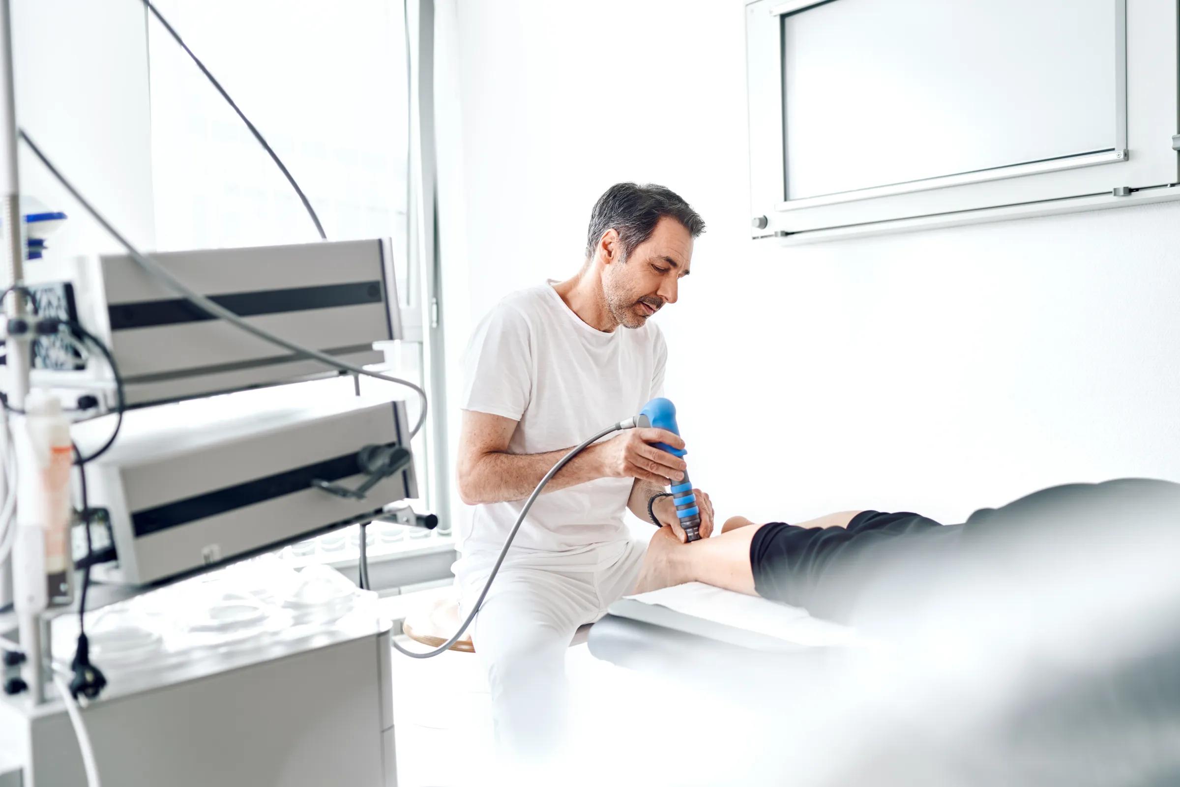 Radiale Stoßwellentherapie am Unterschenkel