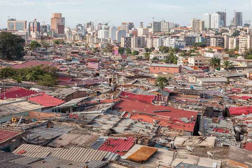 Article: Perita da ONU alerta para pobreza e problemas sanitários e sociais em Angola
