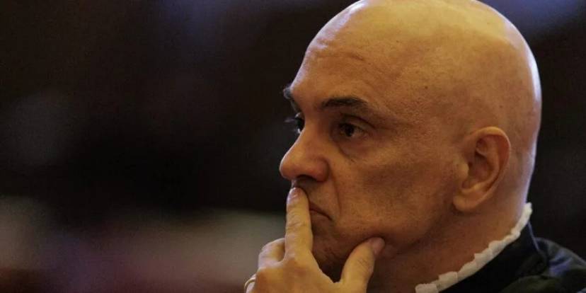 Article: Musk Expõe “Ordens Ilegais” de Moraes Após Suspensão de Perfil de Senador