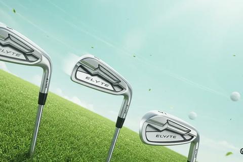 3本のELYTEアイアンを“構え・スイング中・フィニッシュ”の姿勢で配置し、性能の違いを動きで表現。すべて中立的なシルバー調。背景は明るい芝と空のグラデーション。