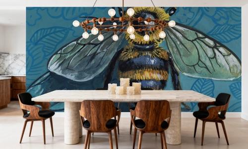 Eavesdropping Bee
