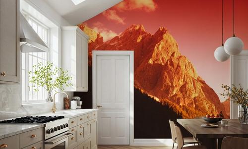 Crimson Peaks