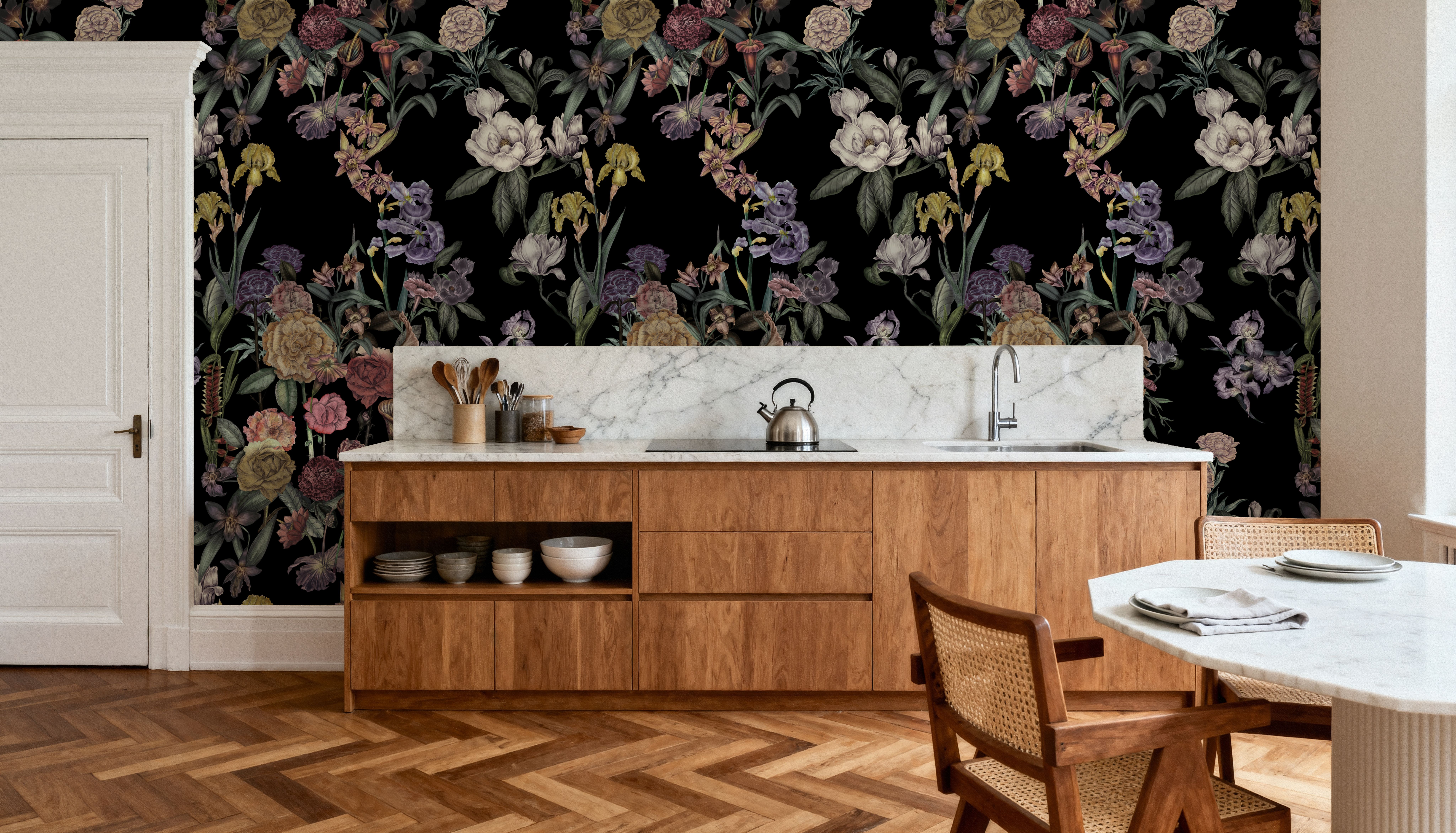 Floral Gaze, Black