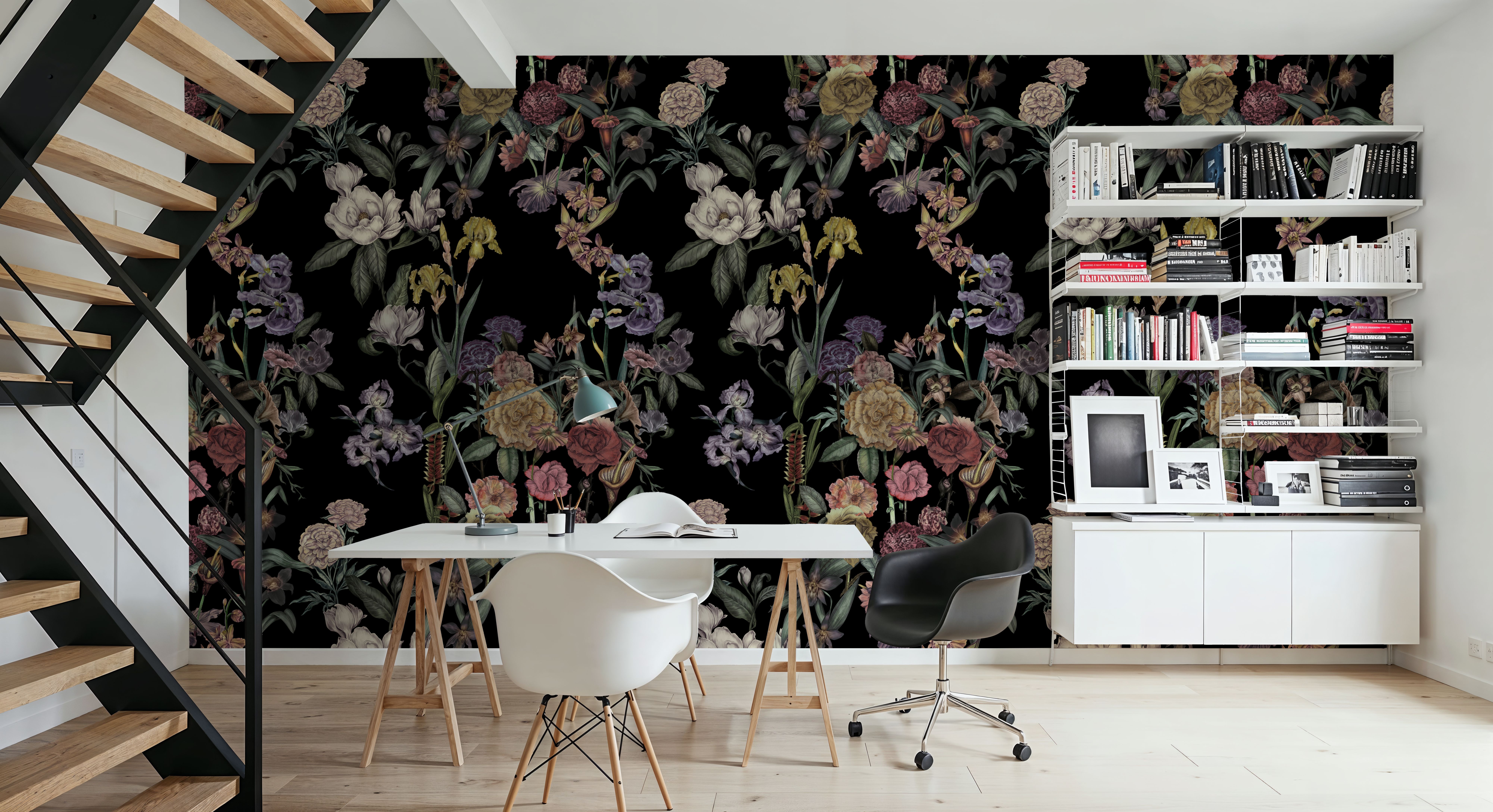 Floral Gaze, Black