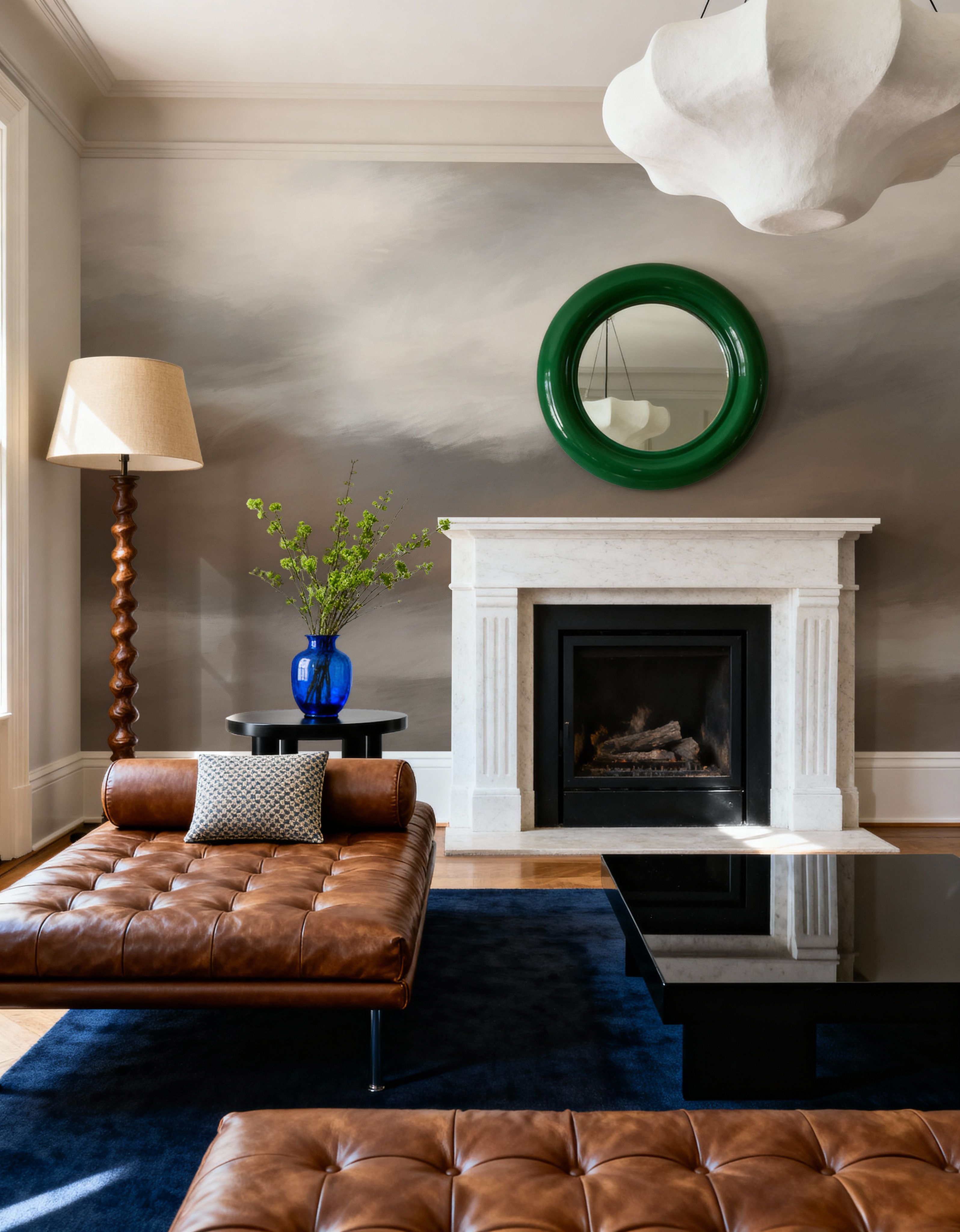 The Silent Horizon, Sand