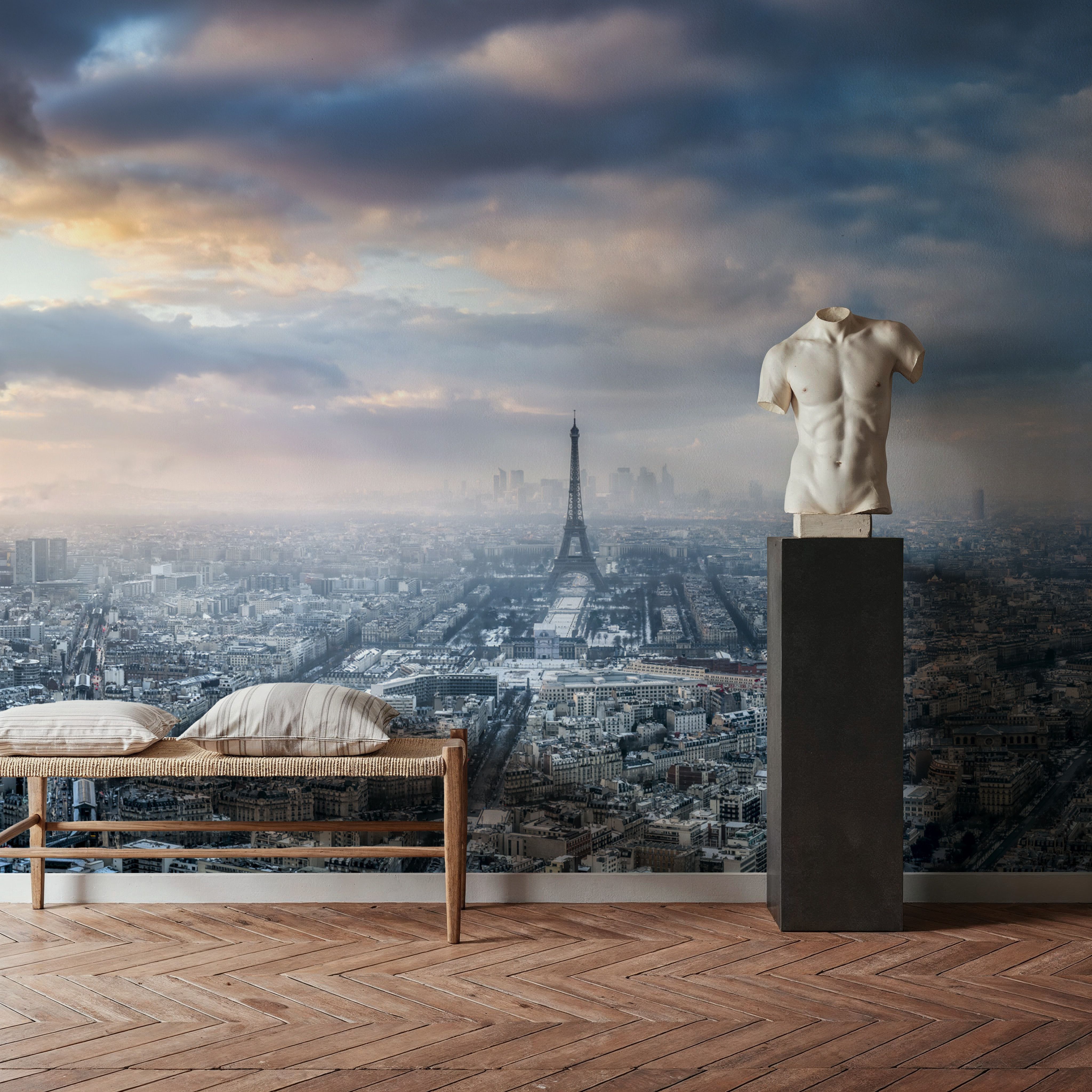Paris Showing Off