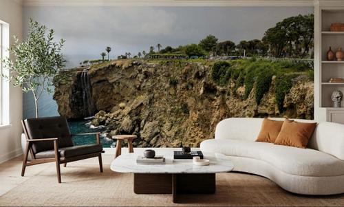 Tropical Cliff Cascade