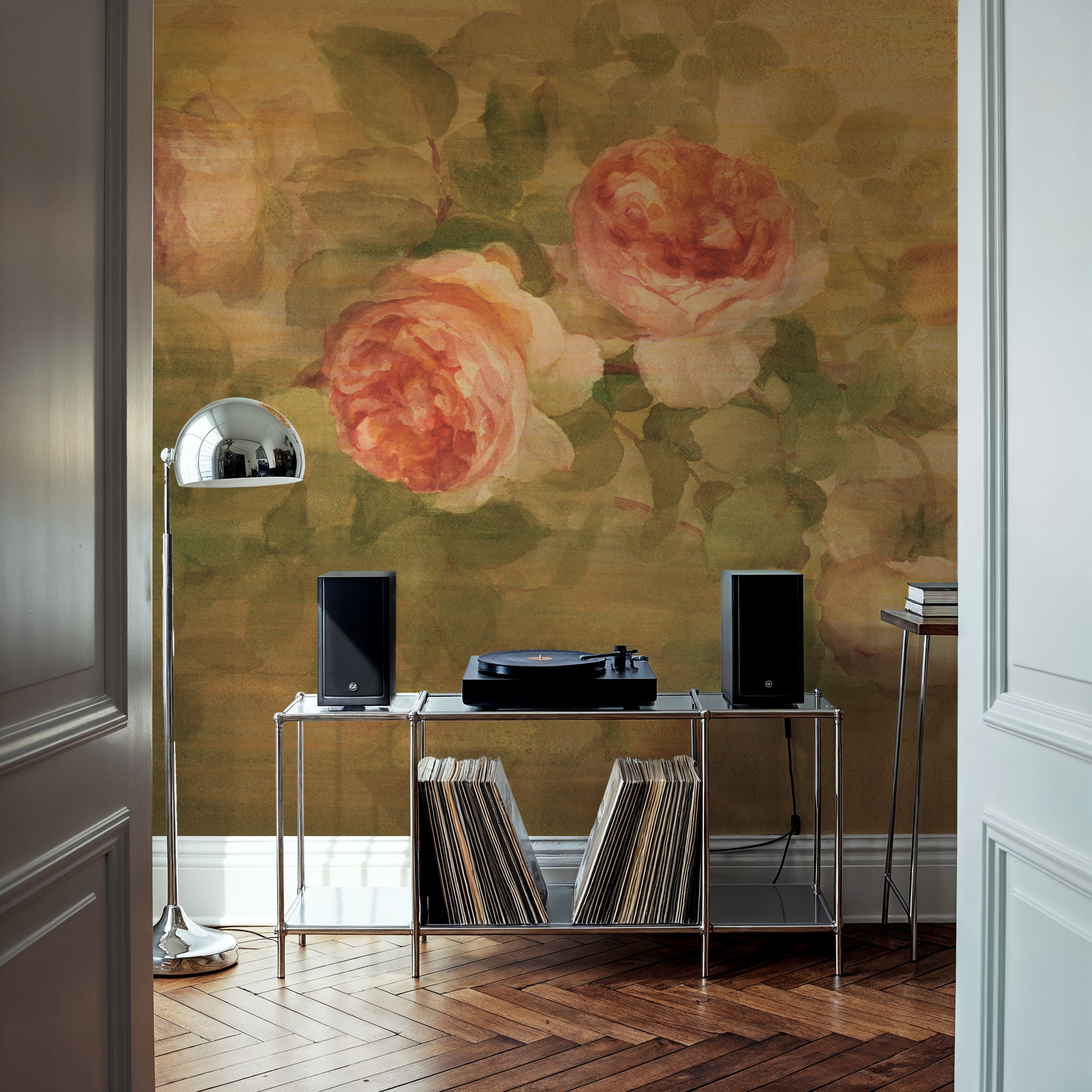 Vintage Roses on Green I