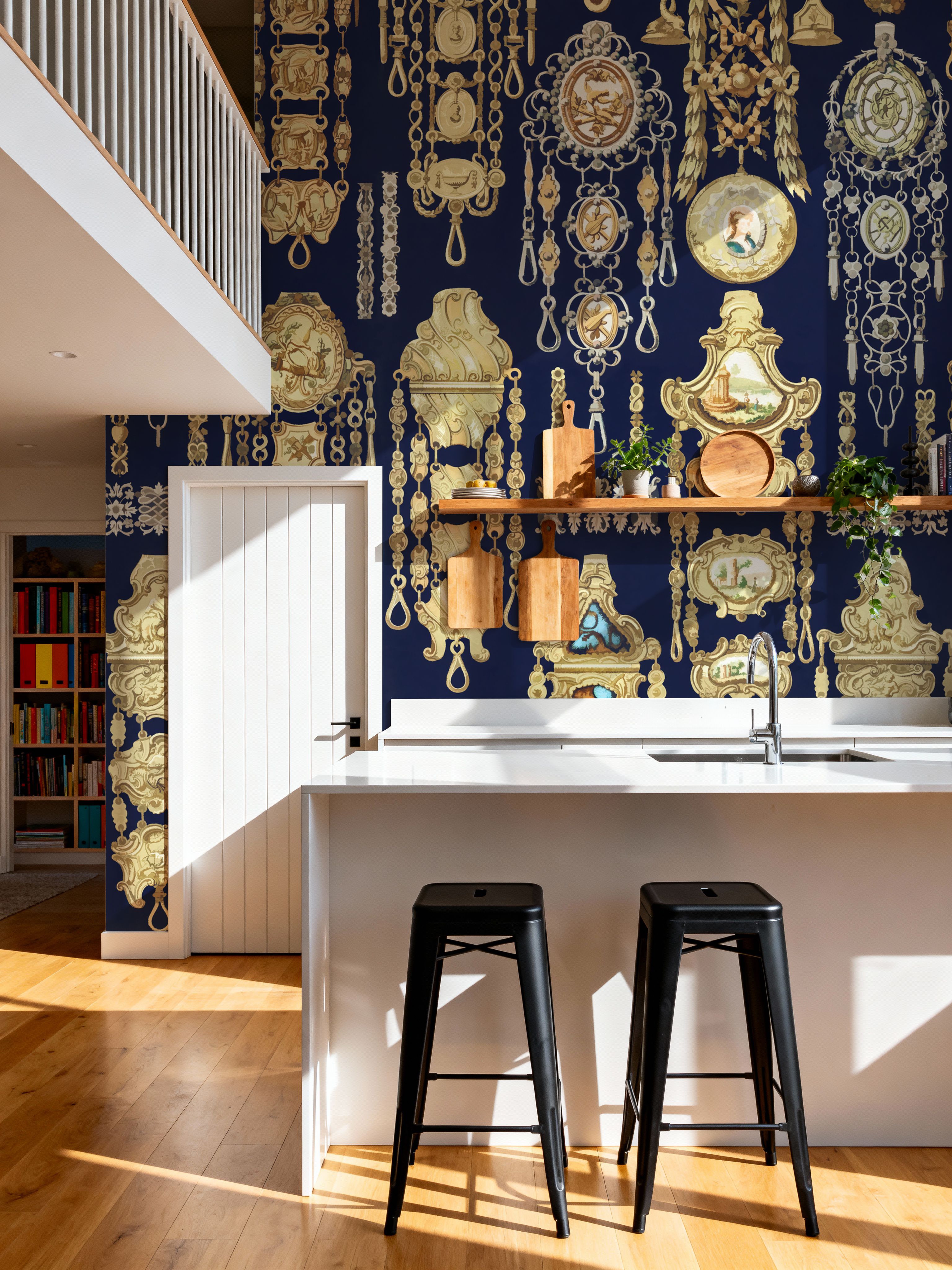 Antique Jewelleries Blue