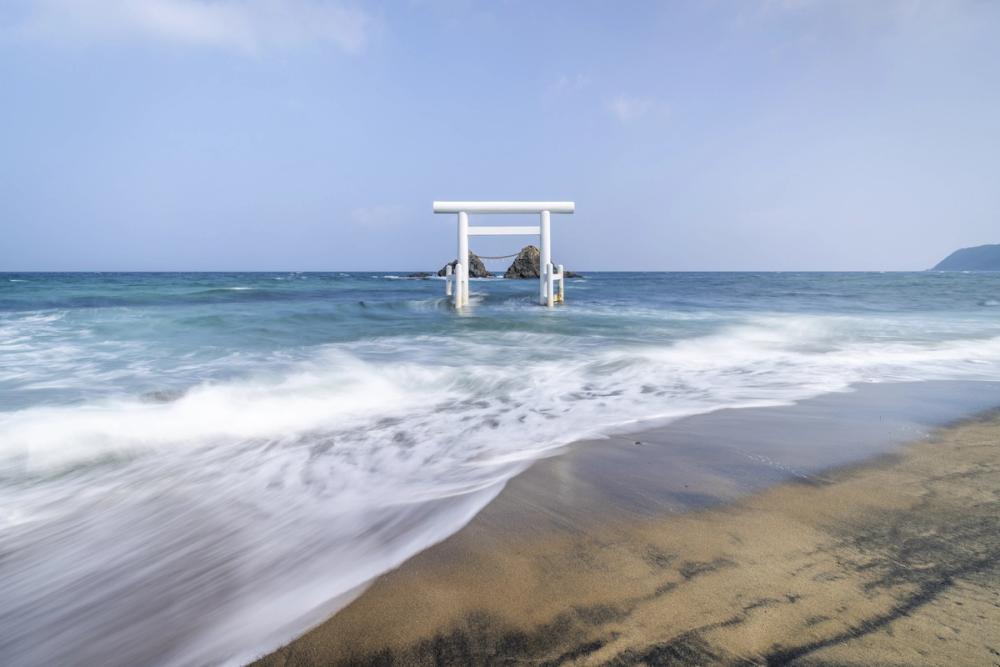 Sakurai Futamigaura Meoto Iwa