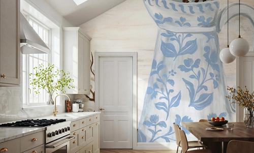 Chantilly Cottage Vase