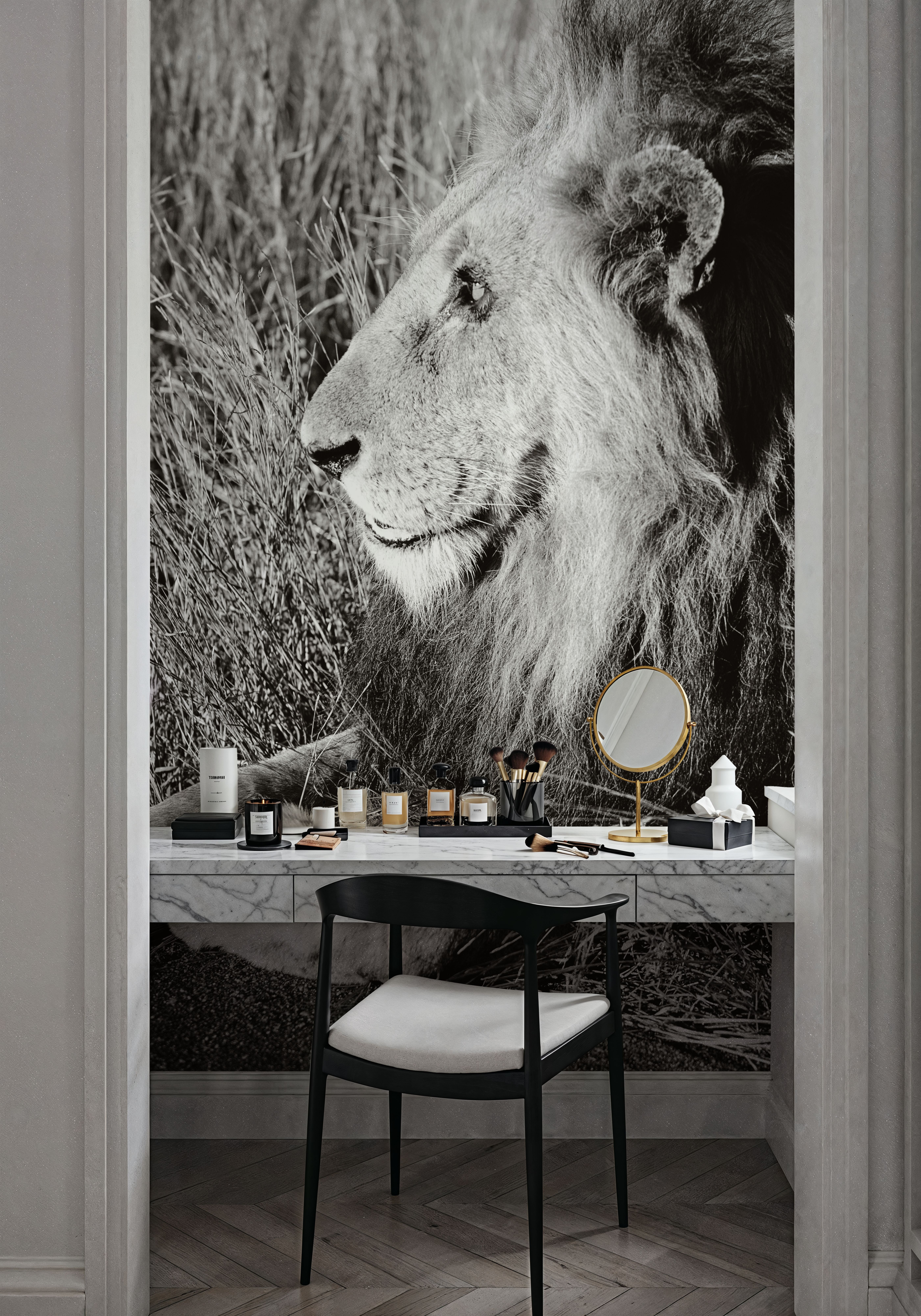 Golden Old Lion Square BW