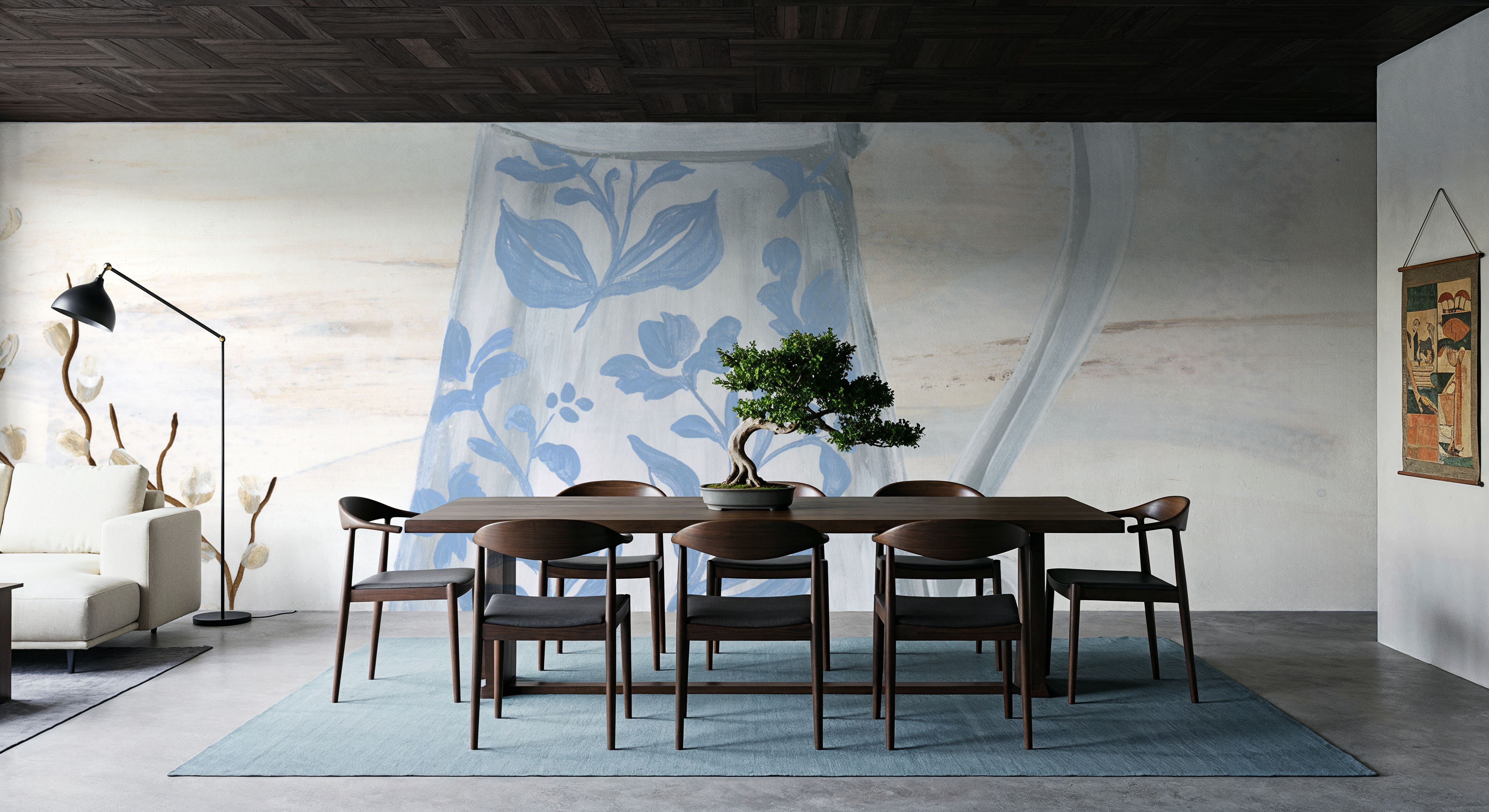 Chantilly Cottage Vase