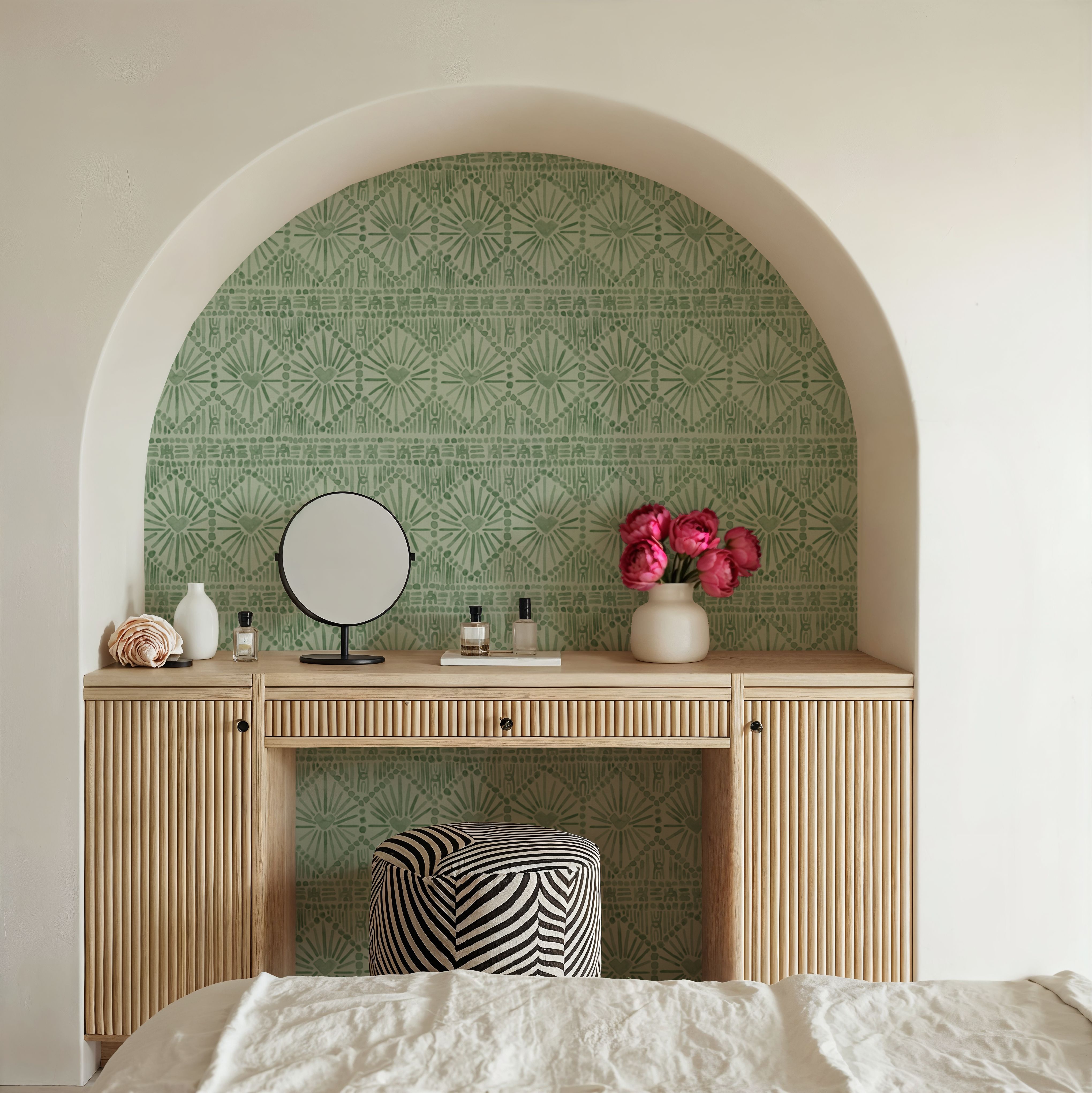 Paradise Fountain Green on Green