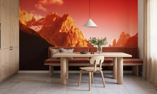 Crimson Peaks