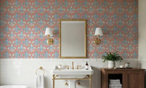 More Fleurs de Lis Red