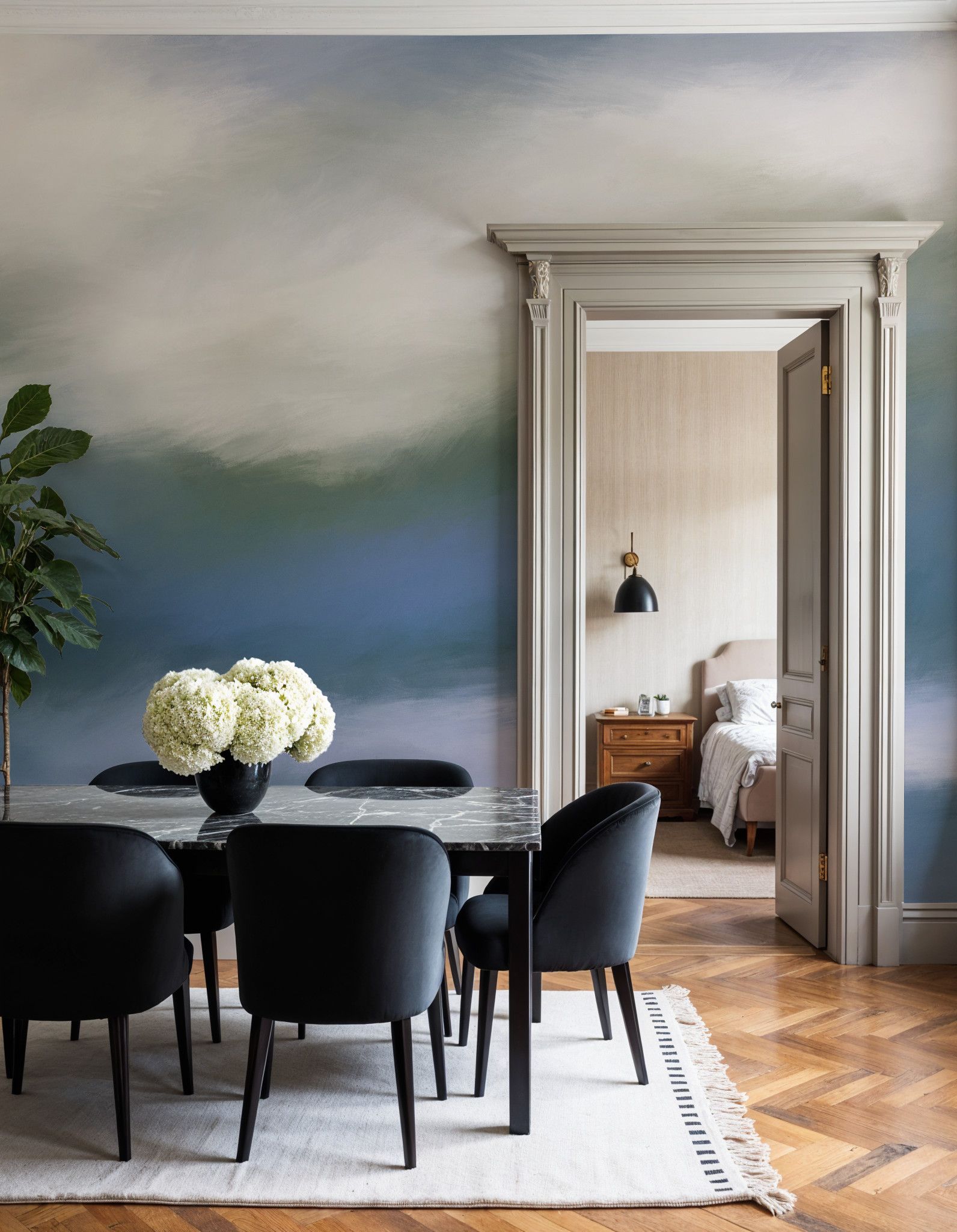 The Silent Horizon, Sky