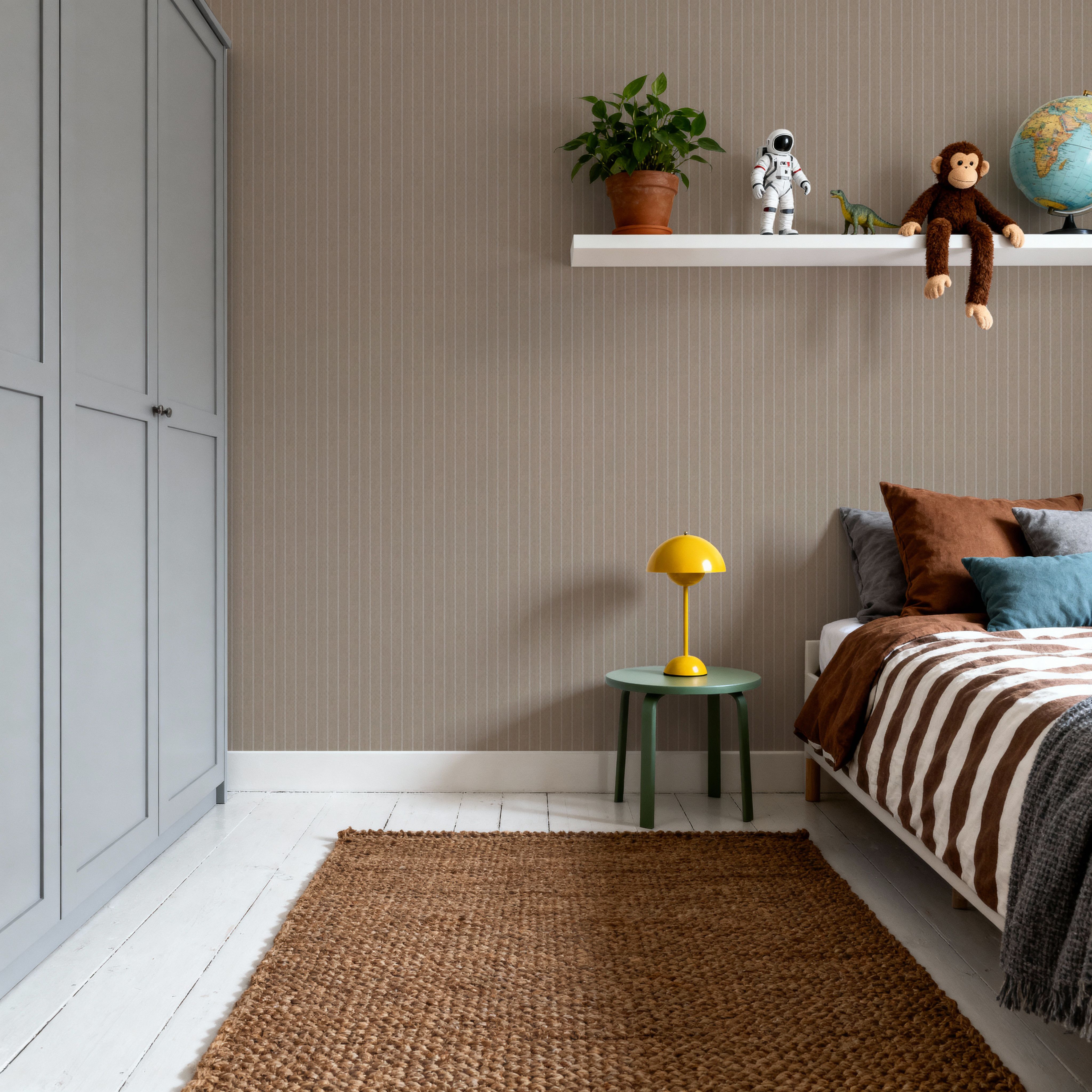 Tailor's Pin Stripe, Tan, Behang