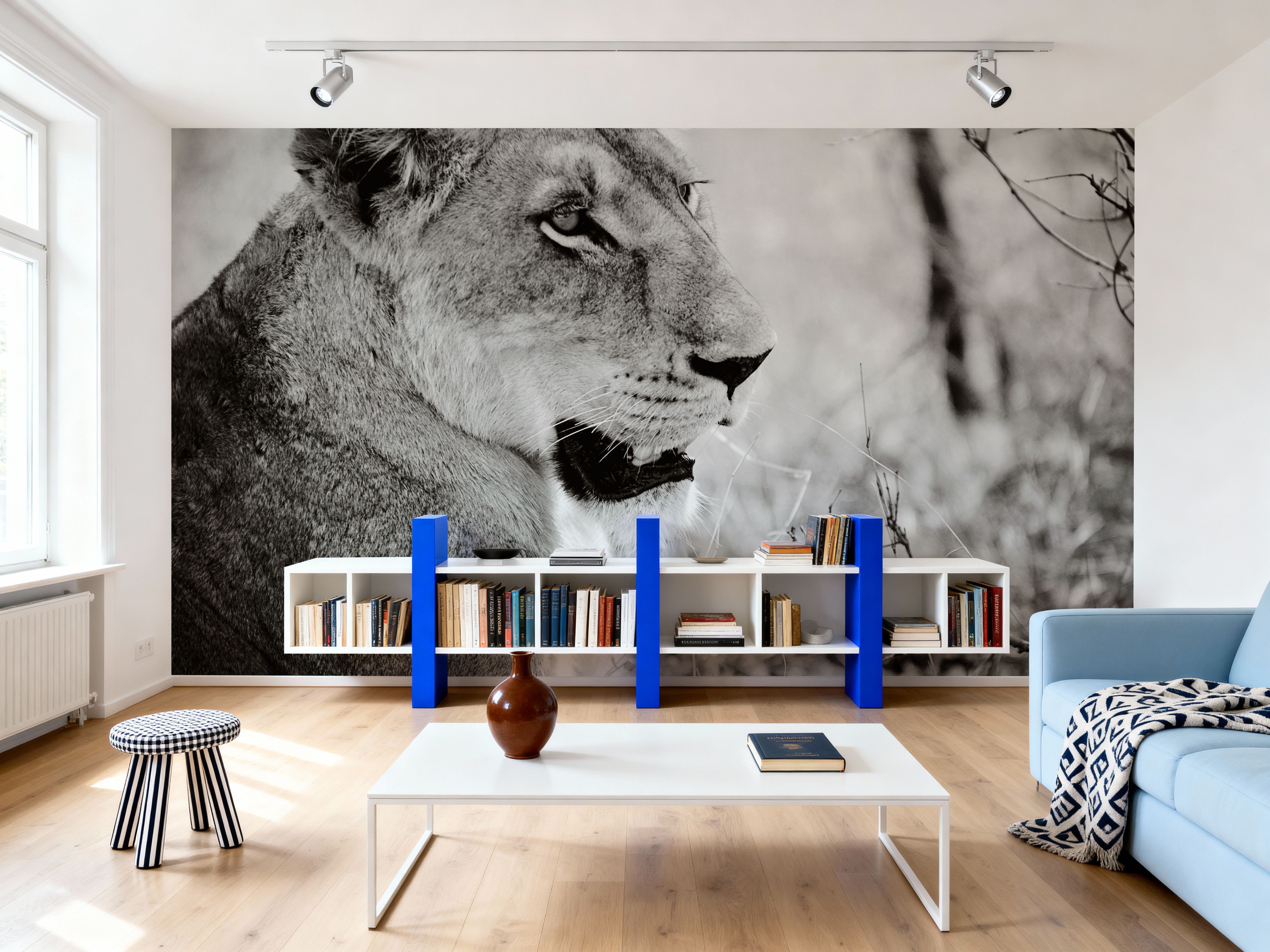 Lioness Square BW