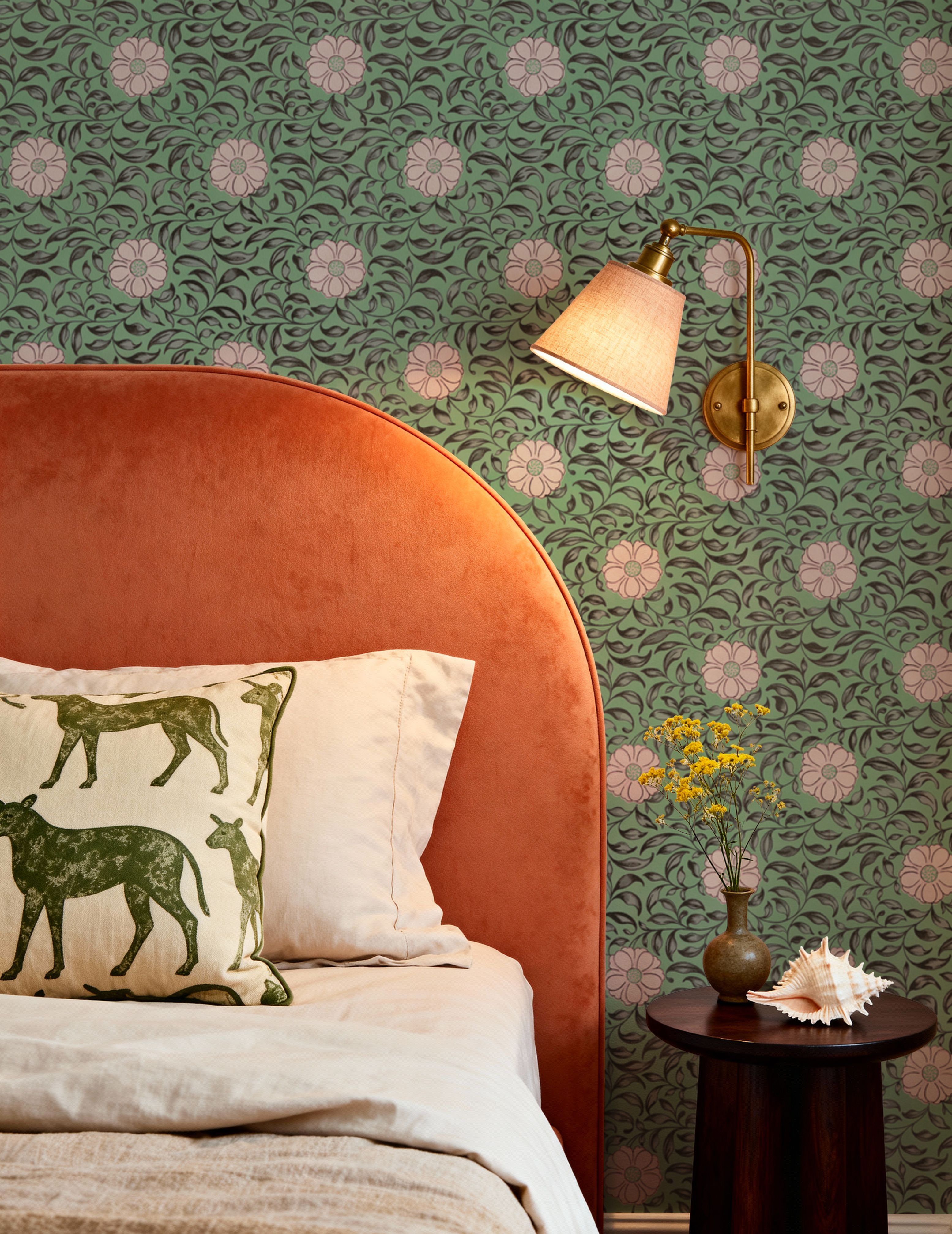 Authentique, Laurel Green