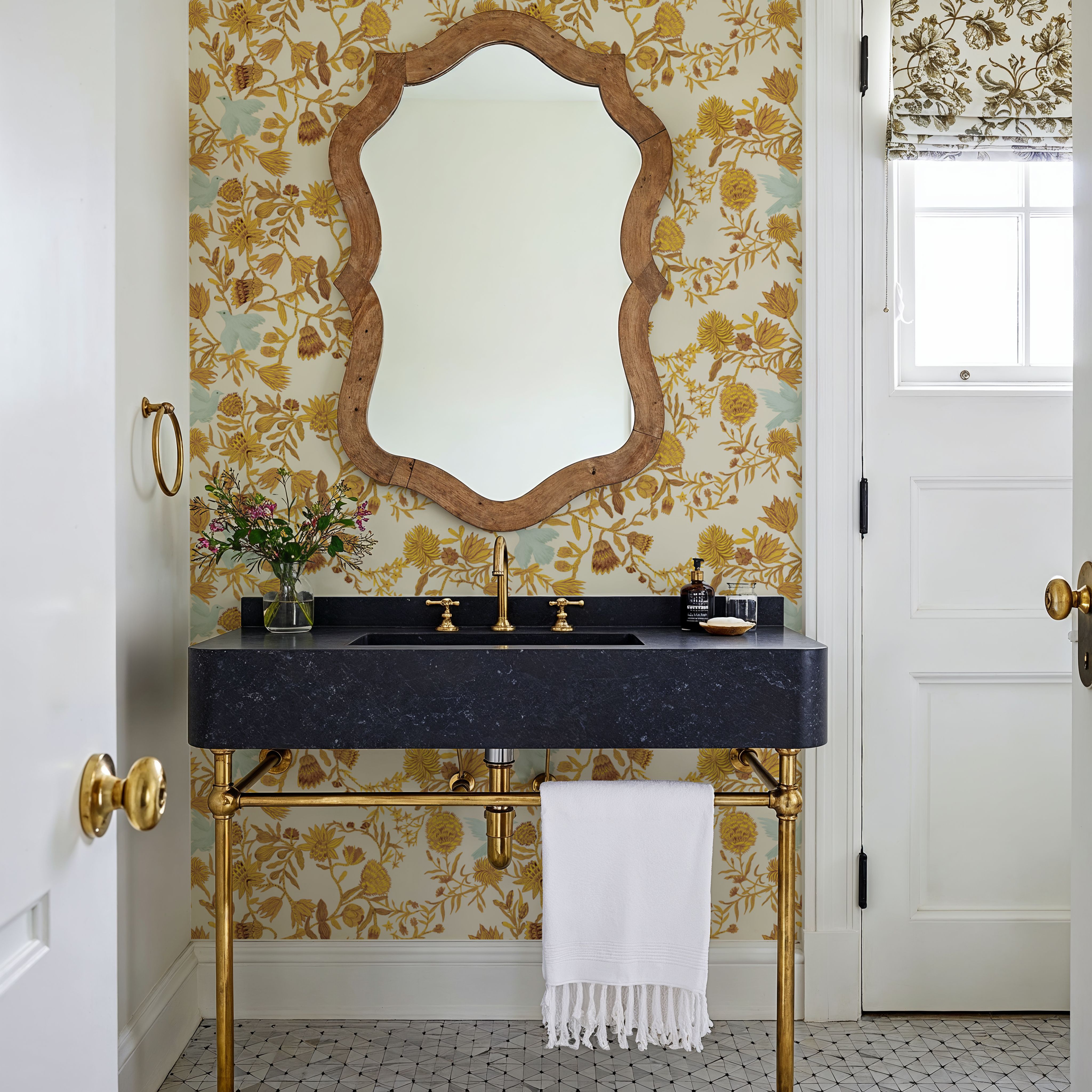 Miracle Blossoms and Birds, Yellow