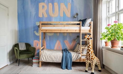 Run Jump Play