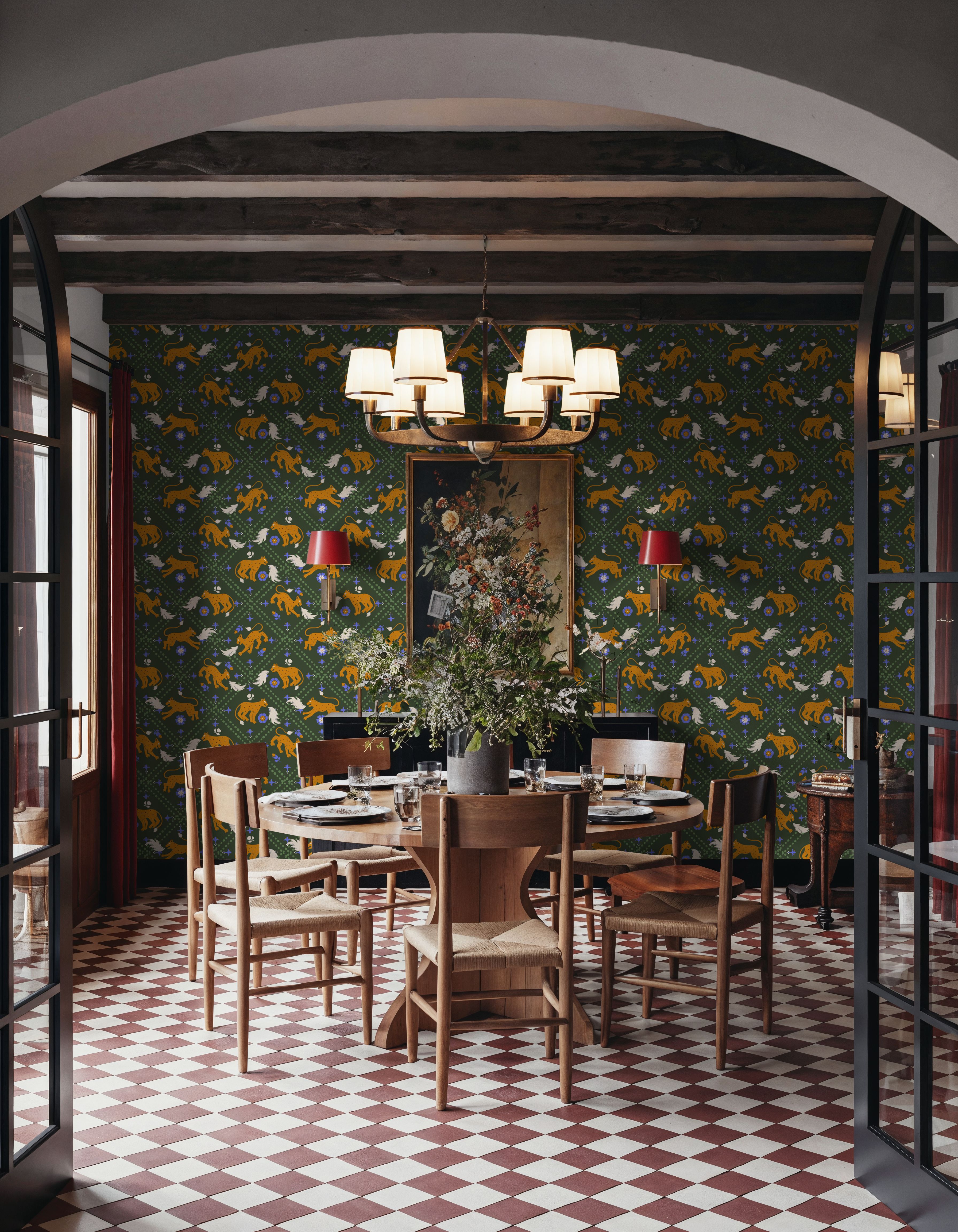 Wild Cat Roar, Wallpaper