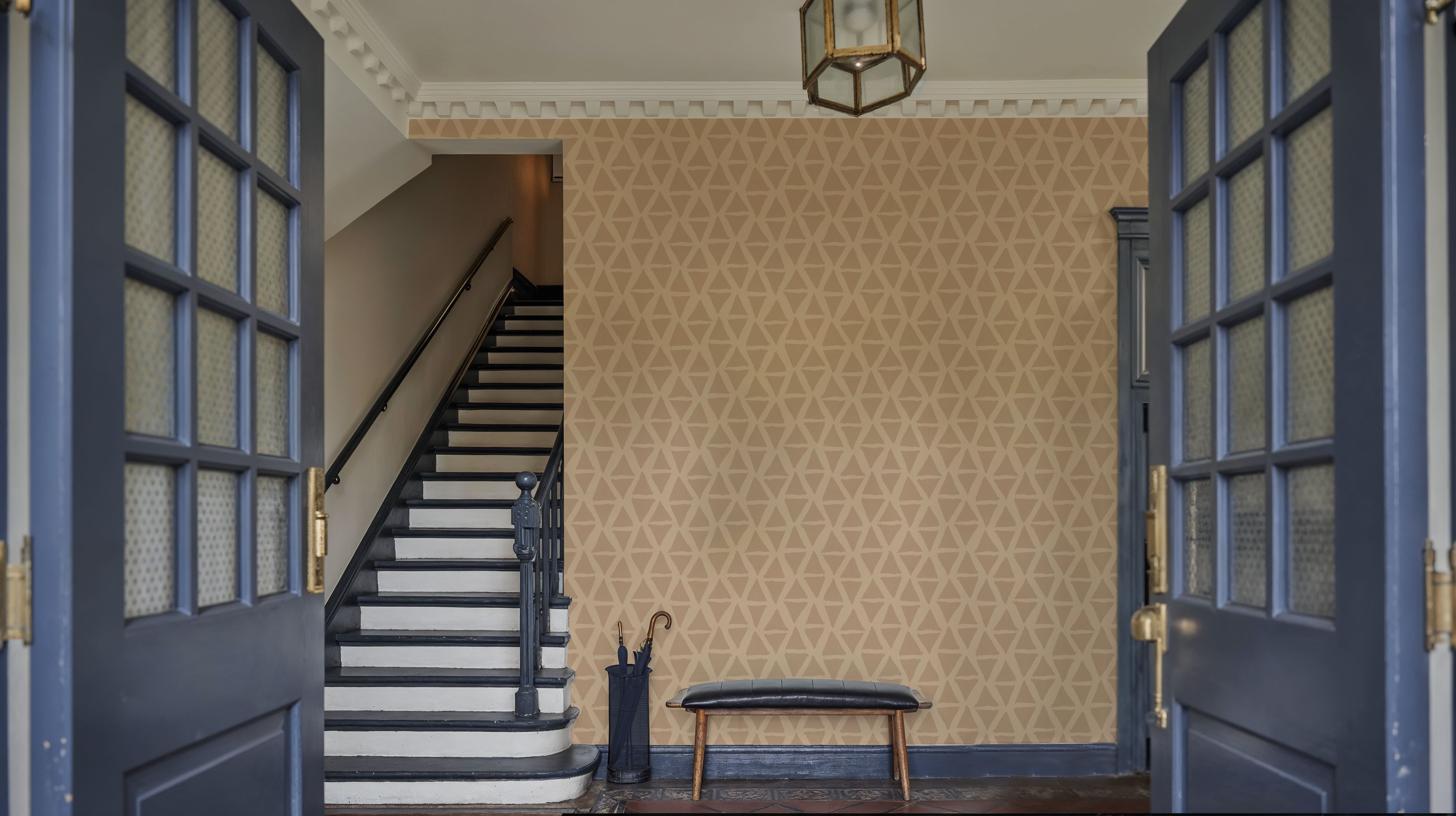 Triangular Meeting Brown