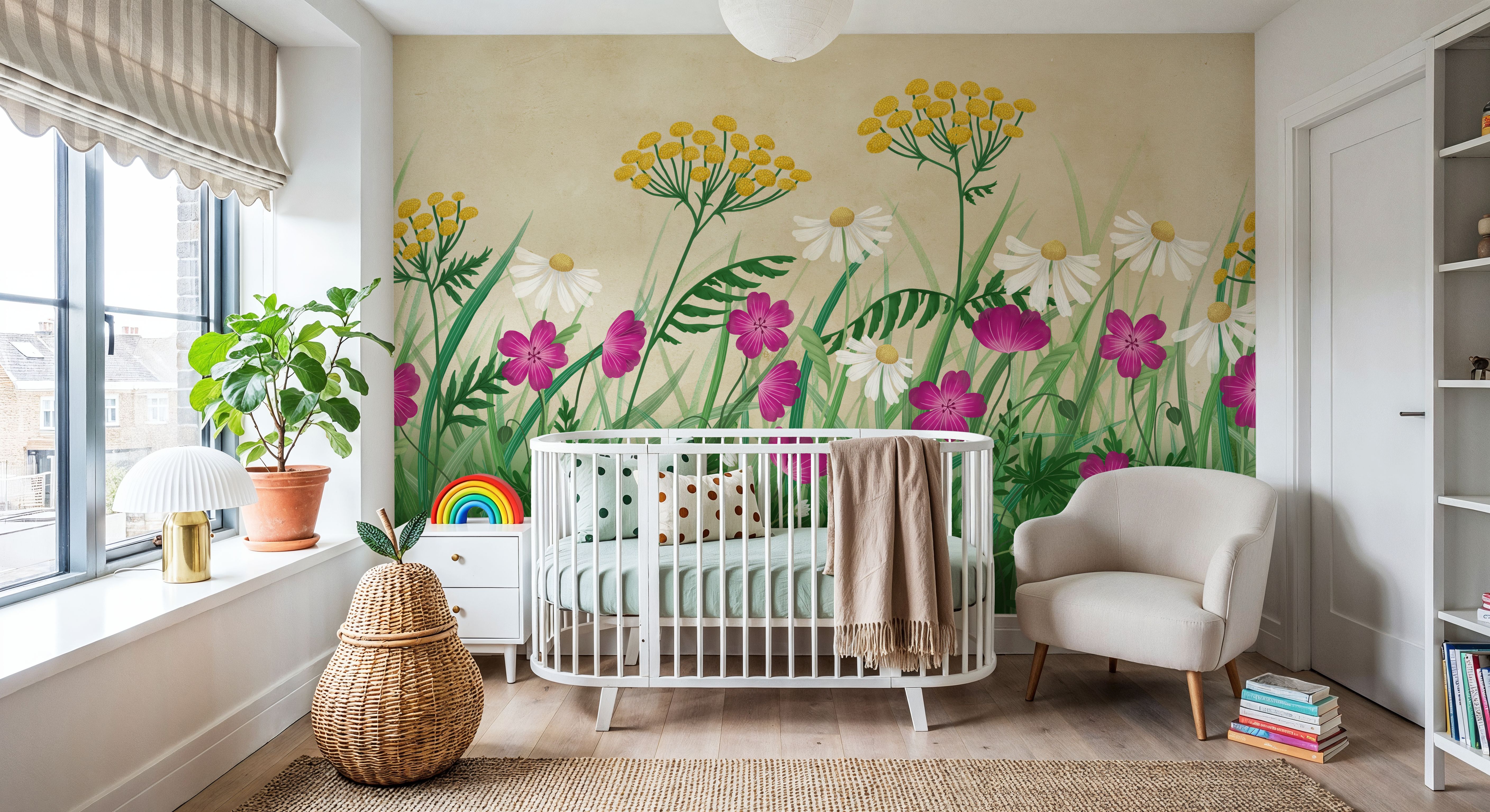 Geranium Meadow, Beige, Wallpaper