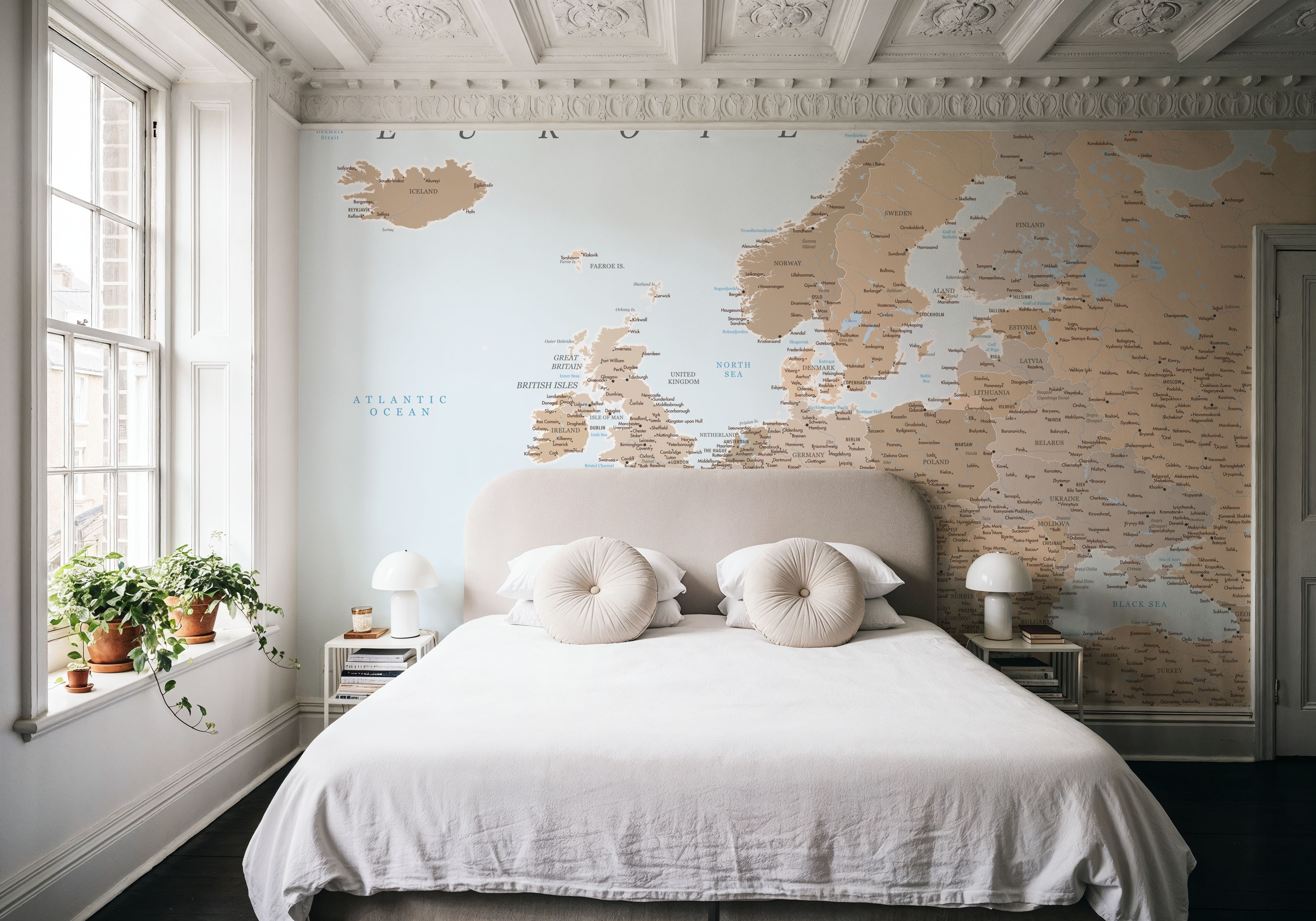 Europe Map Detailed - Lincoln