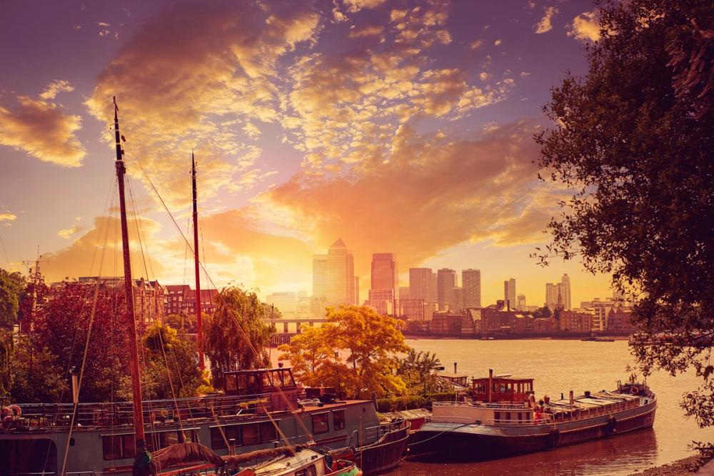 Golden Boat Metropolis Dusk