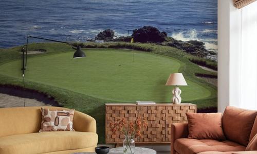Coastal Green: Golfer's Paradise