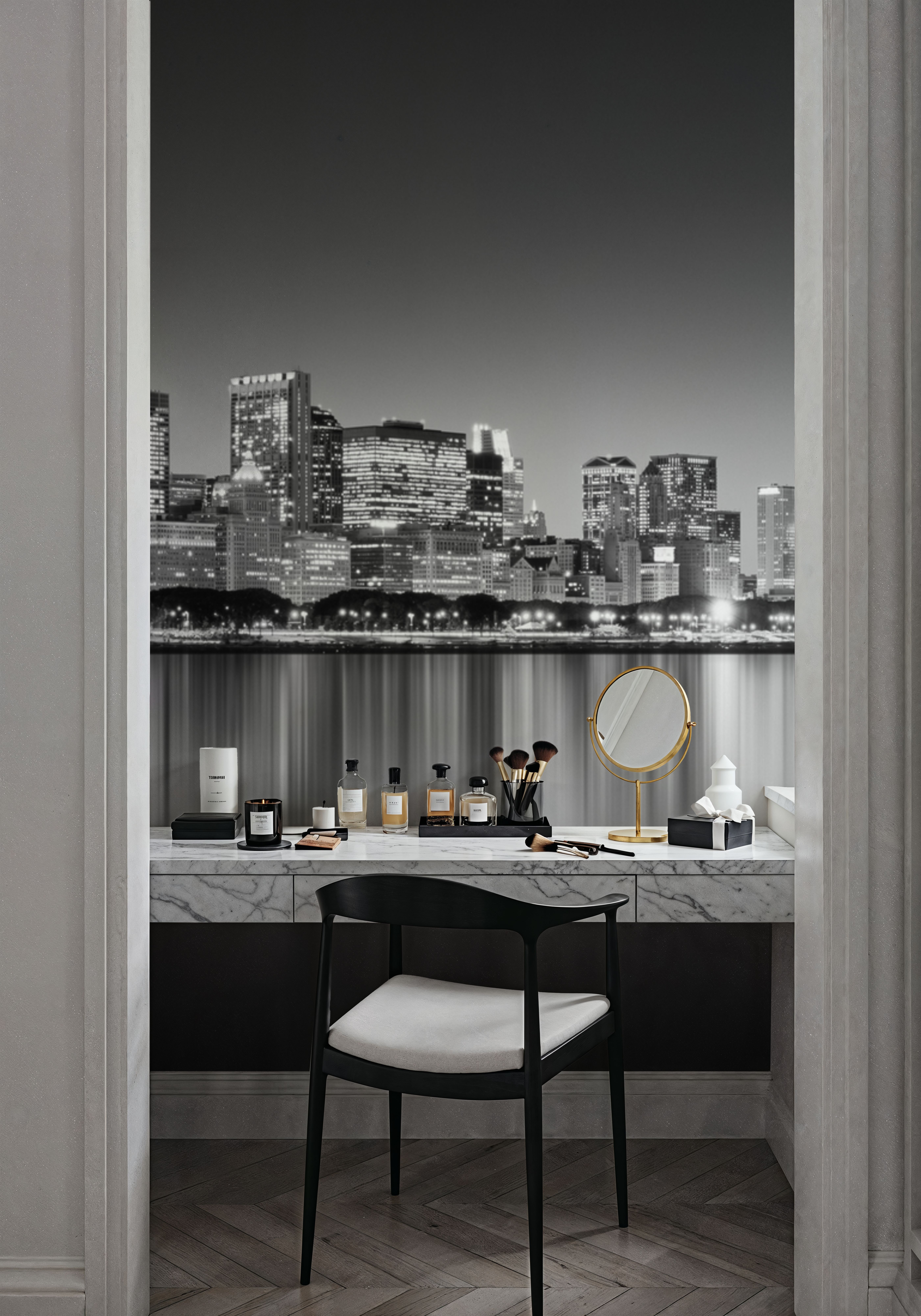 Urban Mirror Skyline