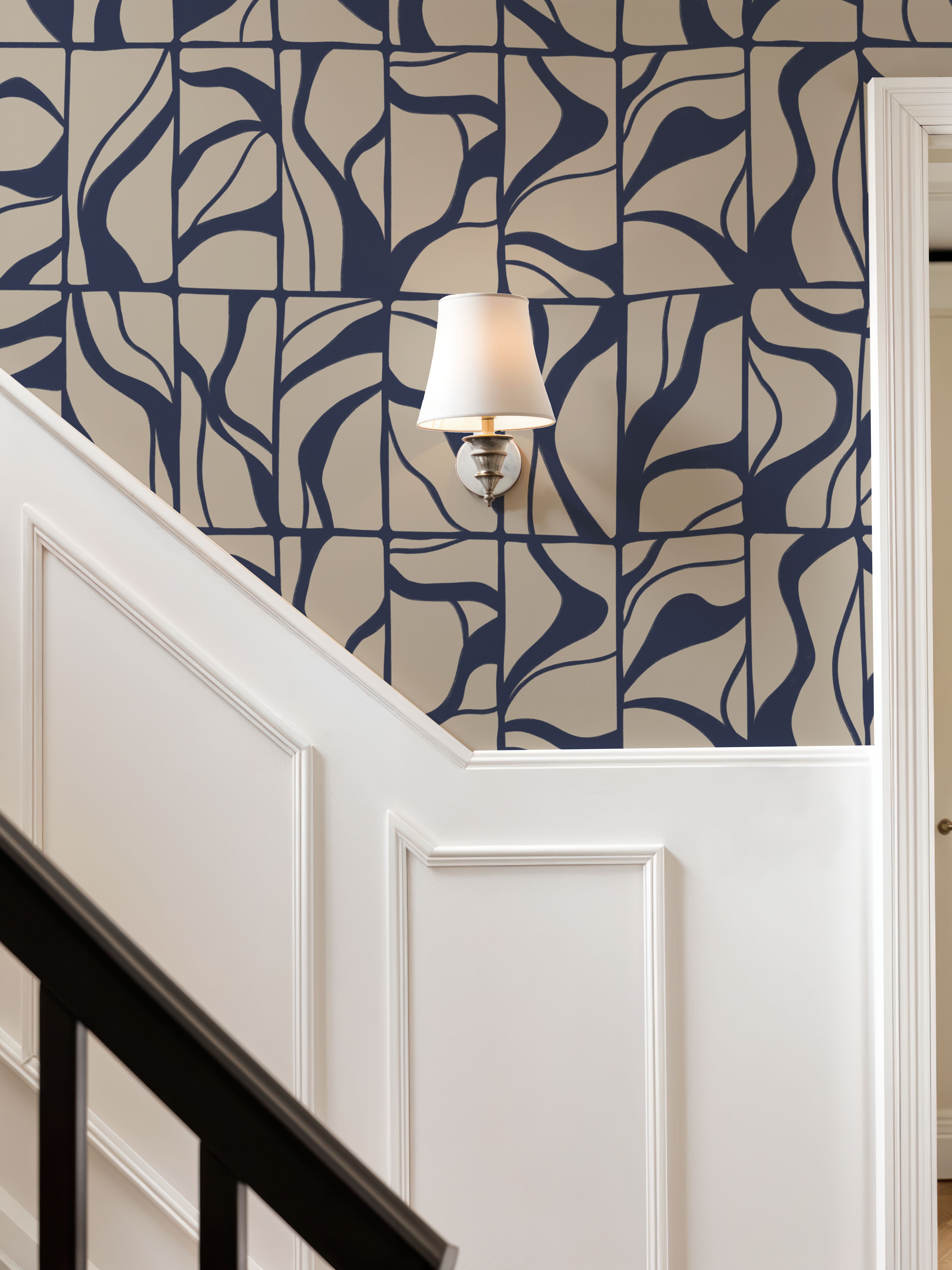 Linear Drift, Marine & Beige