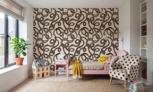 Swirl, Black on Ivory