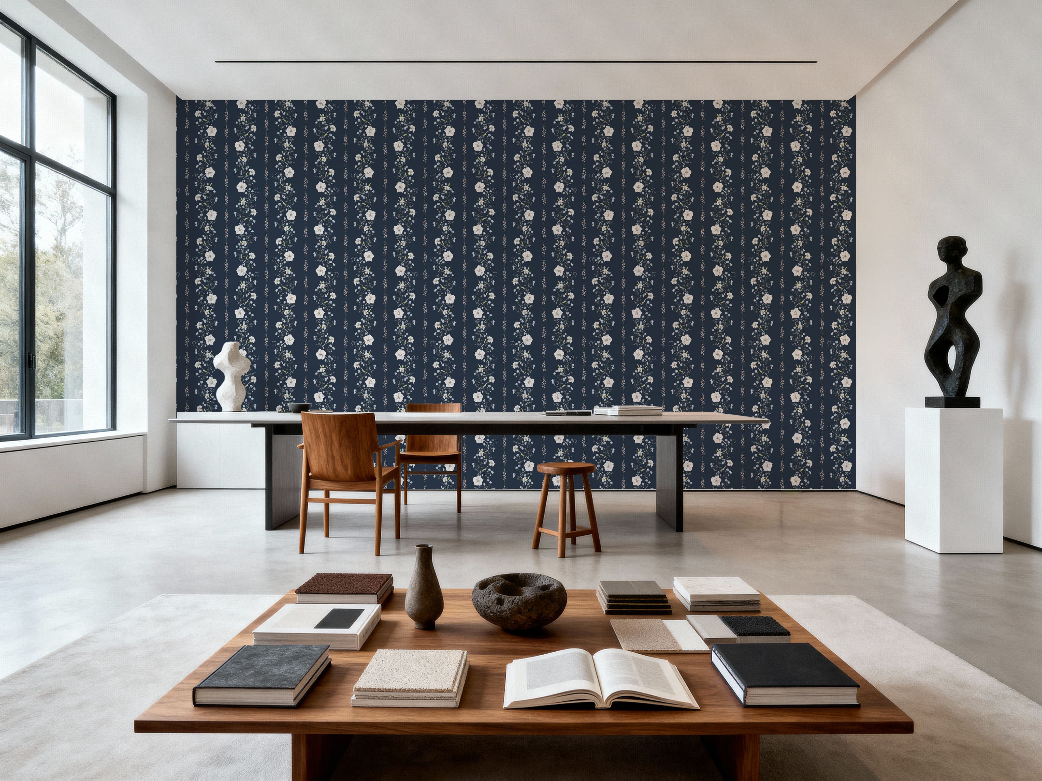 Trailing Flower Stripe, Navy