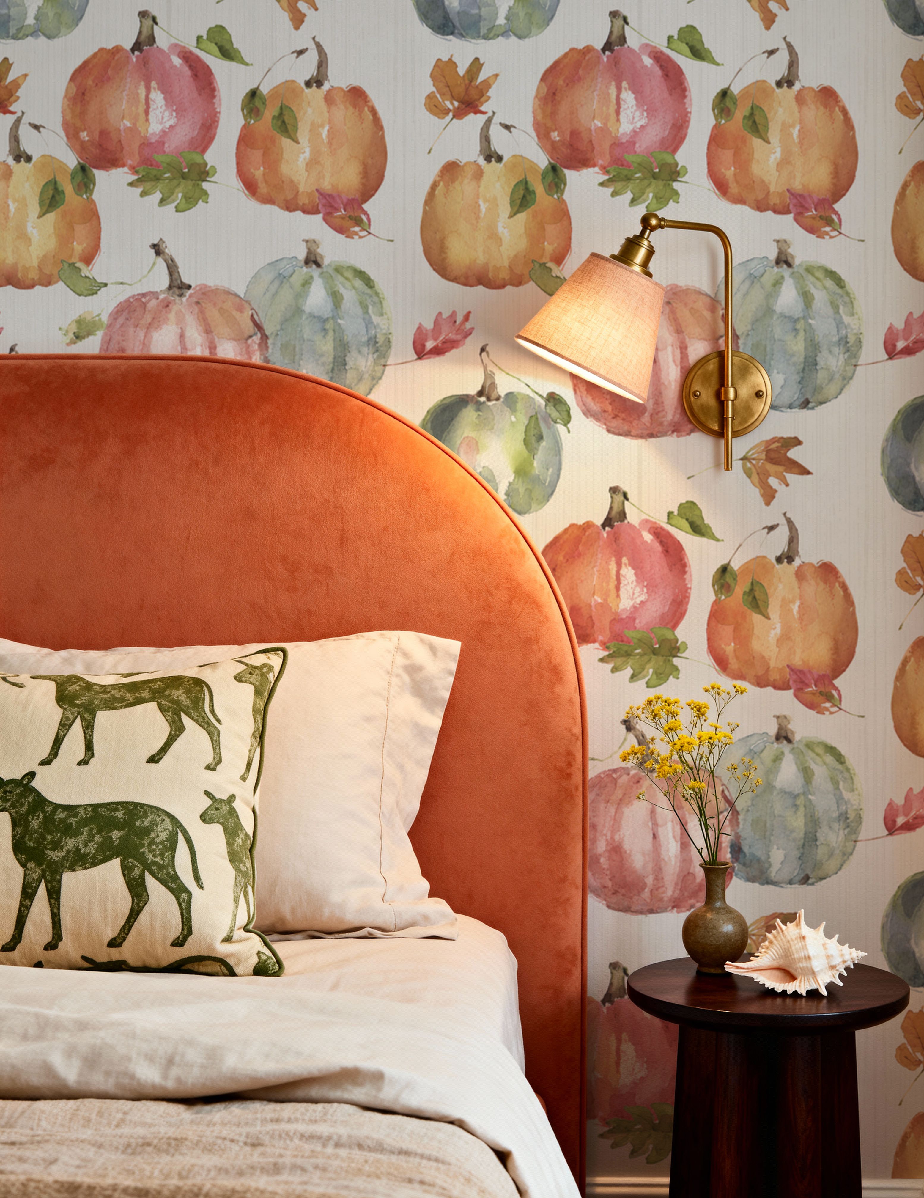 Time to Share Pumpkins White