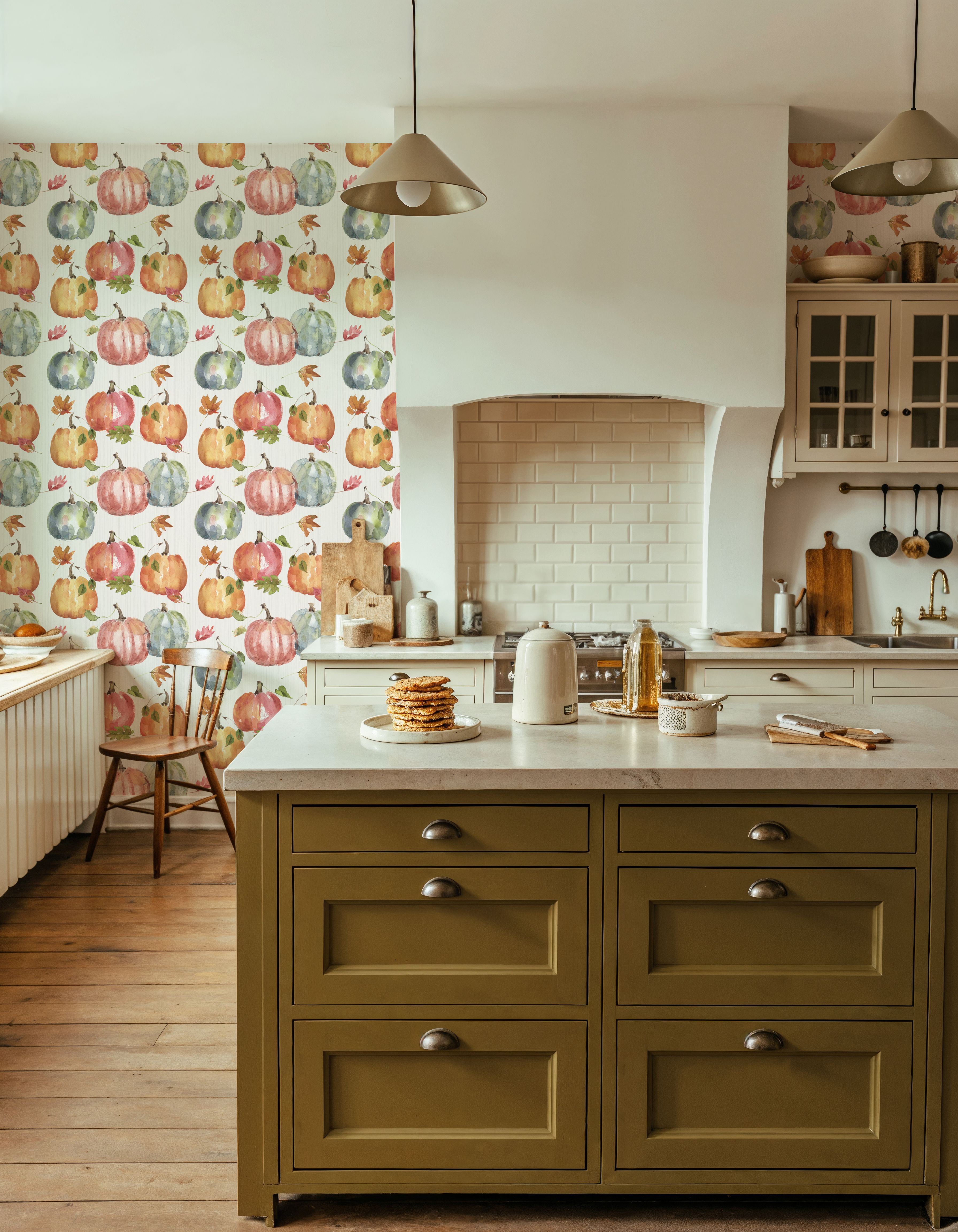 Time to Share Pumpkins White