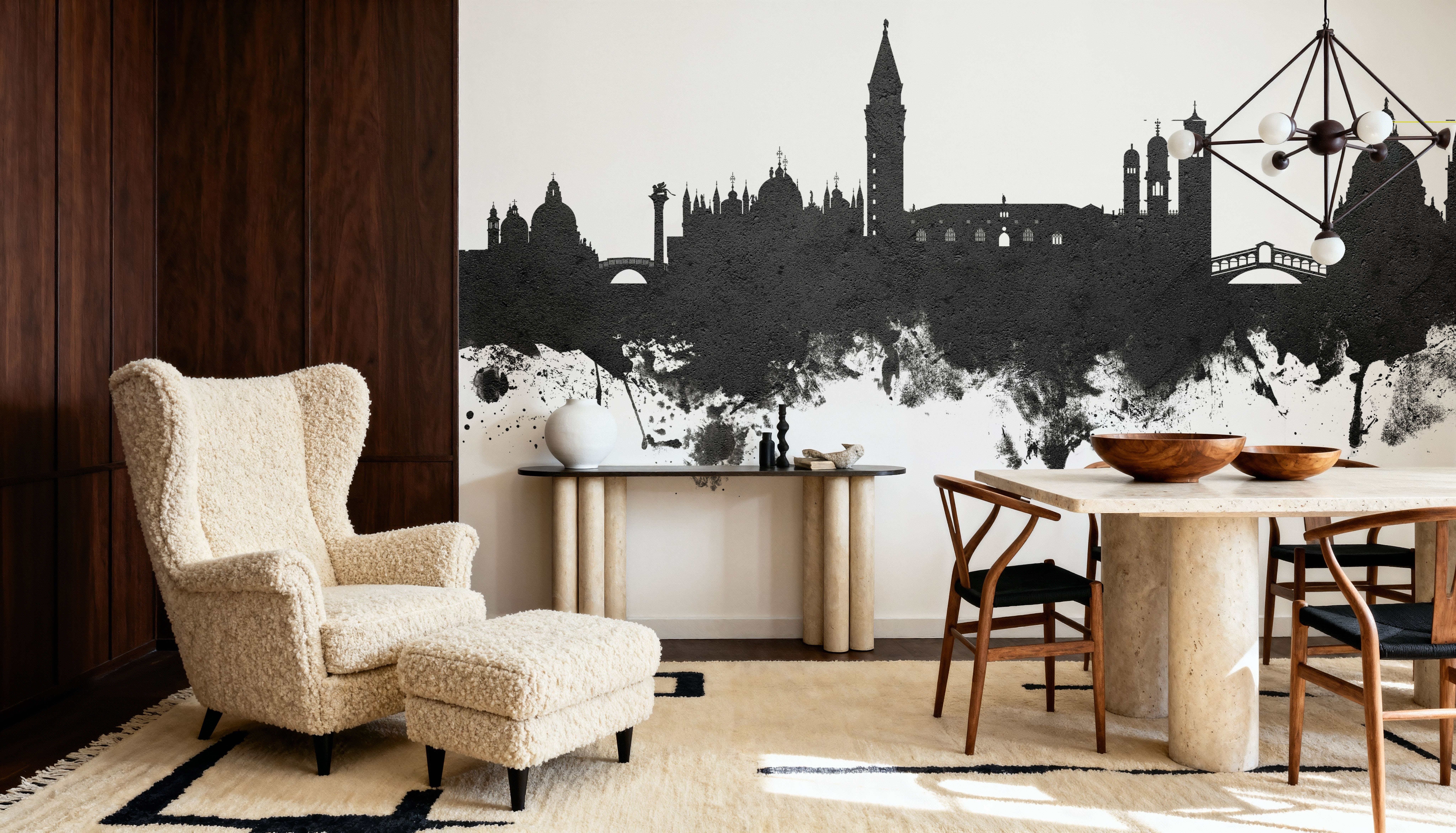 Venice Itay Skyline Black & White