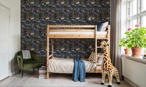 Forest Surprise, Navy
