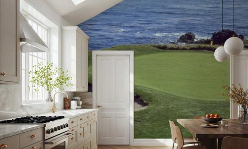 Coastal Green: Golfer's Paradise