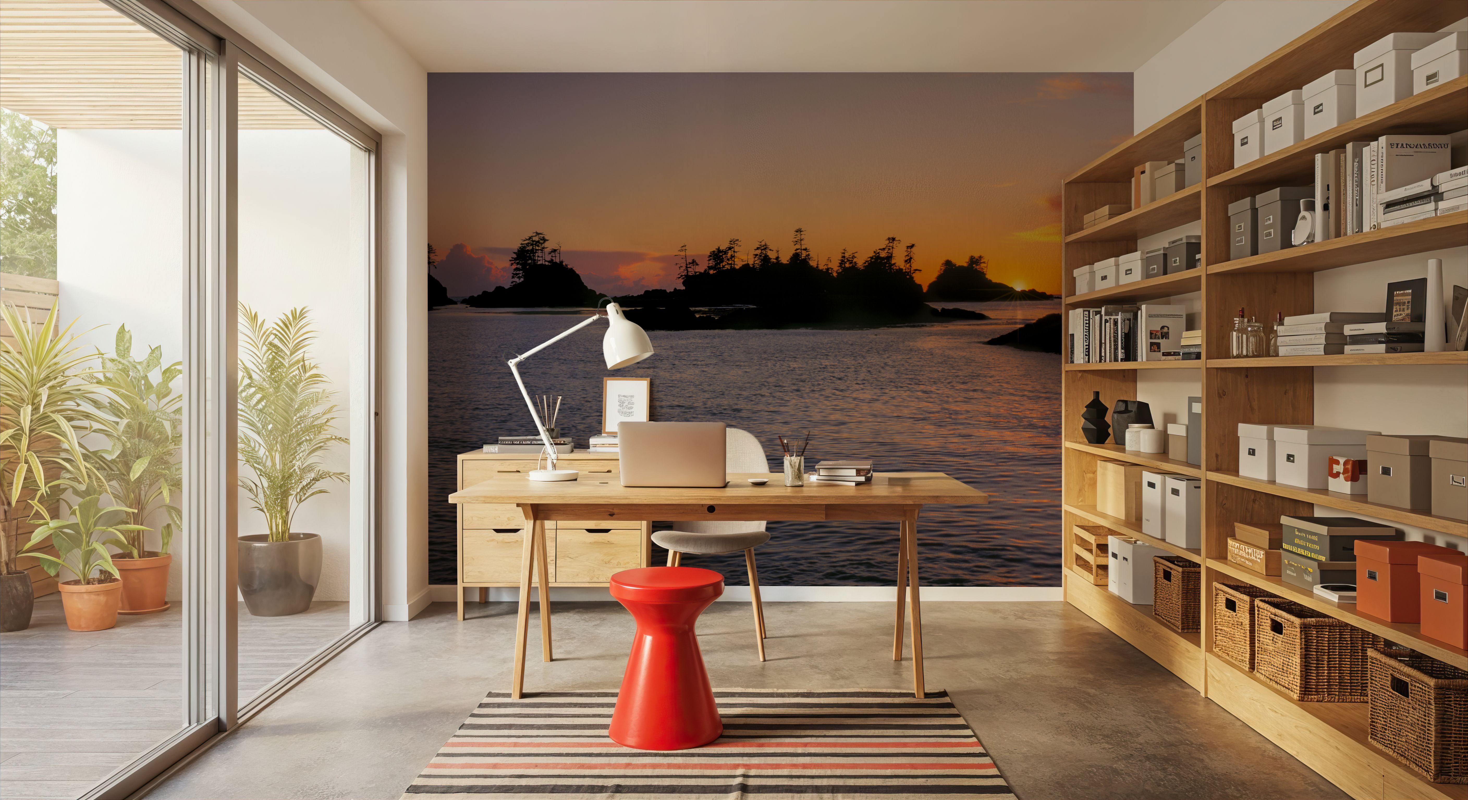 Clayoqout Sound, Behang