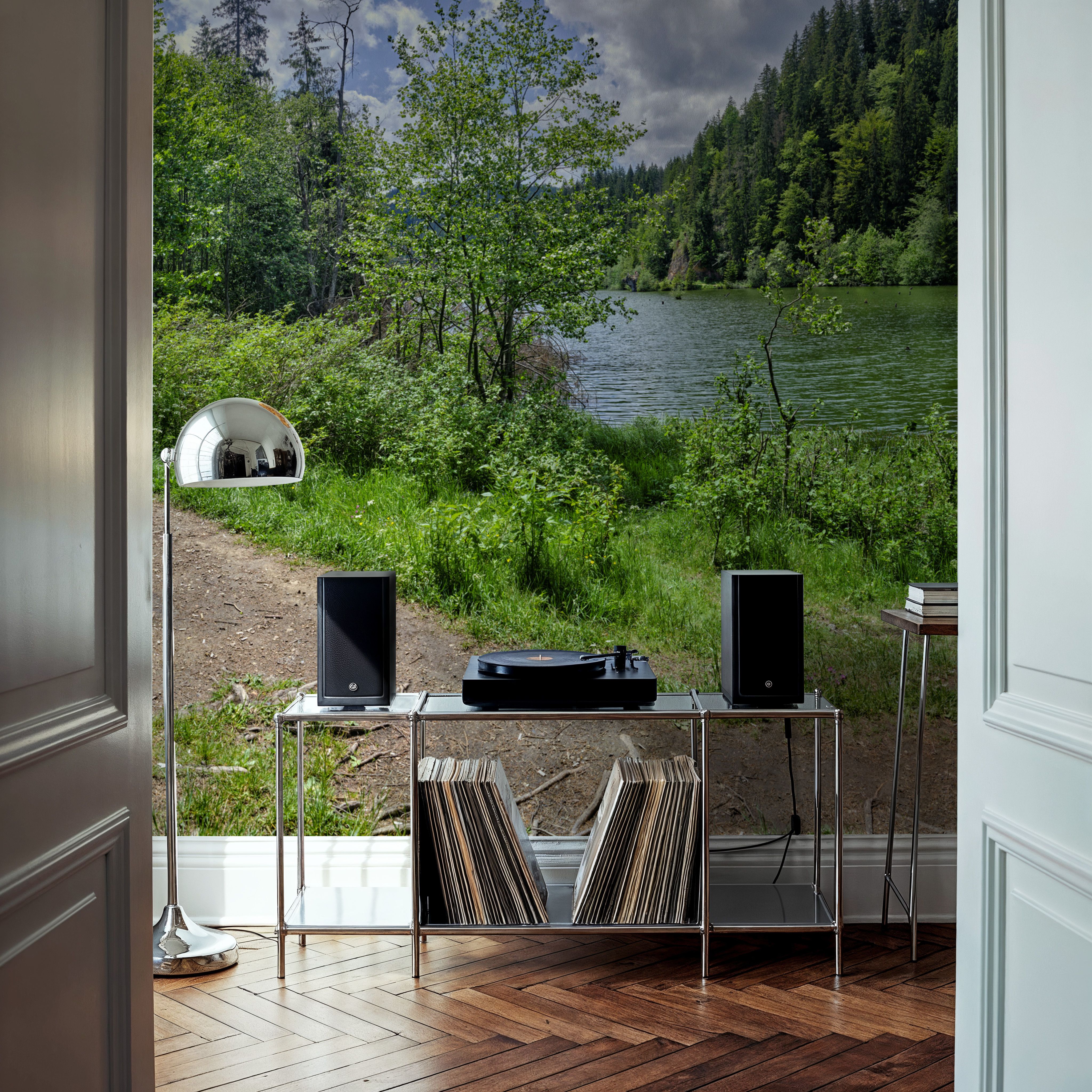 Lakeside Serenity