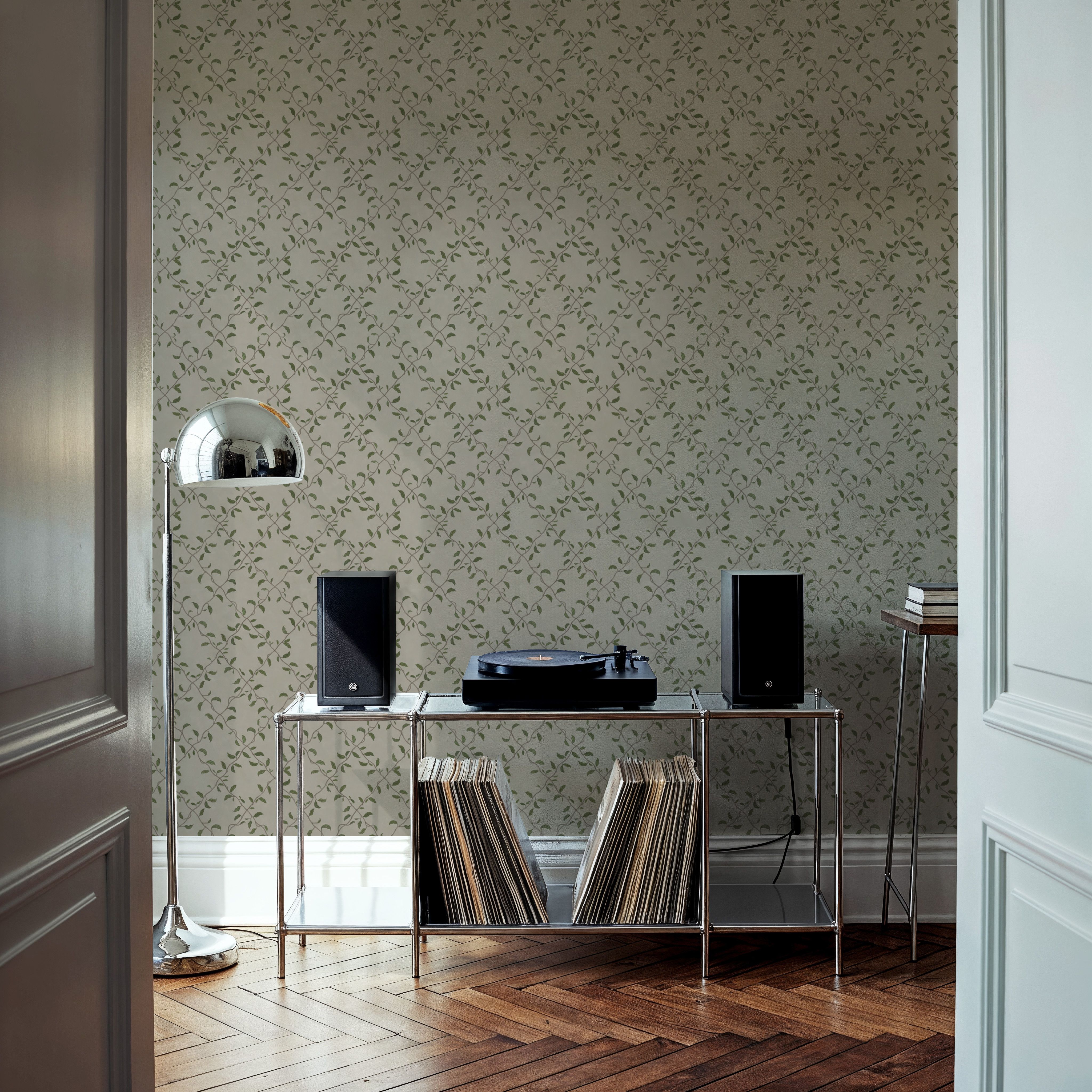 Emerald Trellis Petite, Greige, Wallpaper
