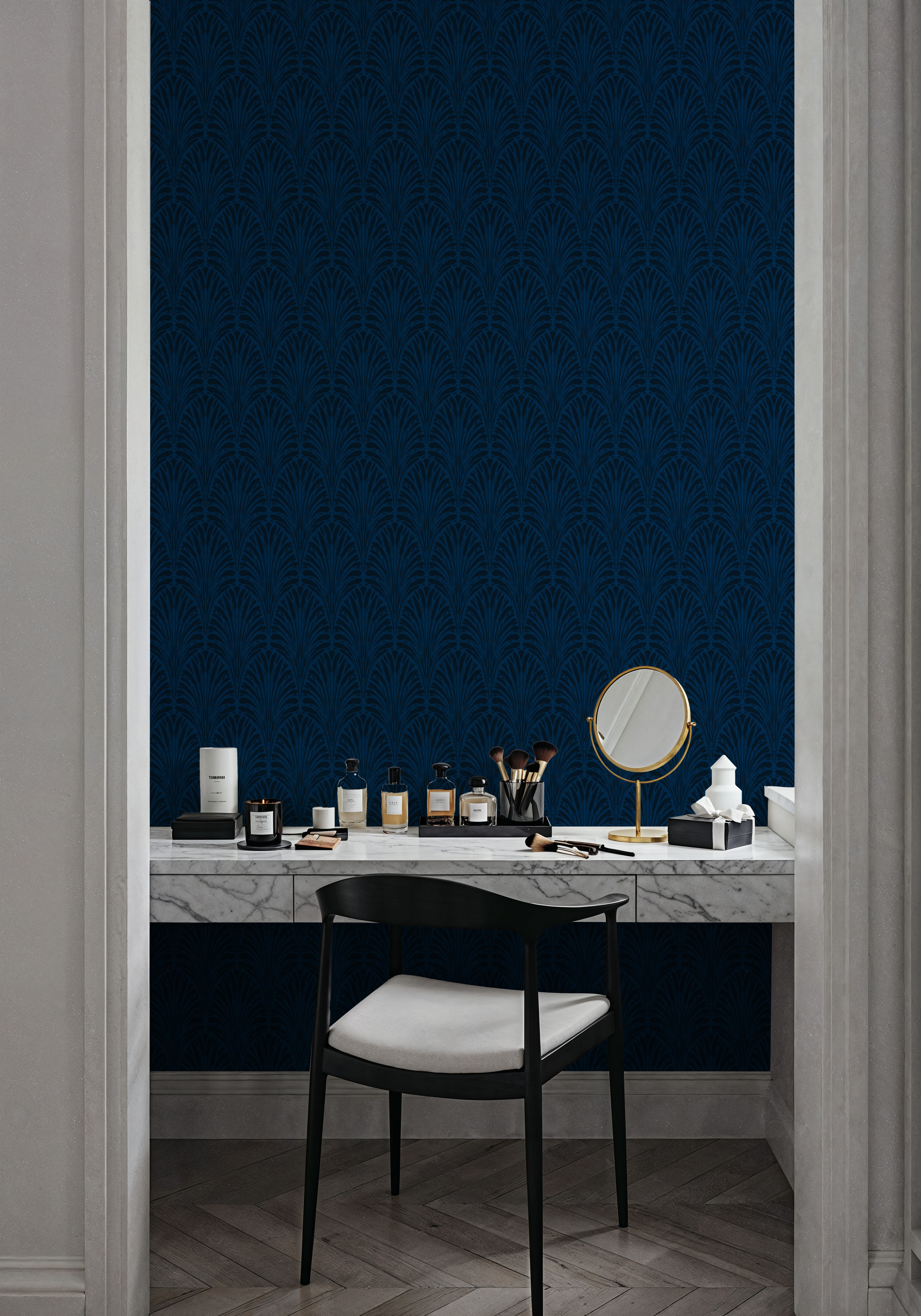 Brushstroke Fan Scallop, Midnight