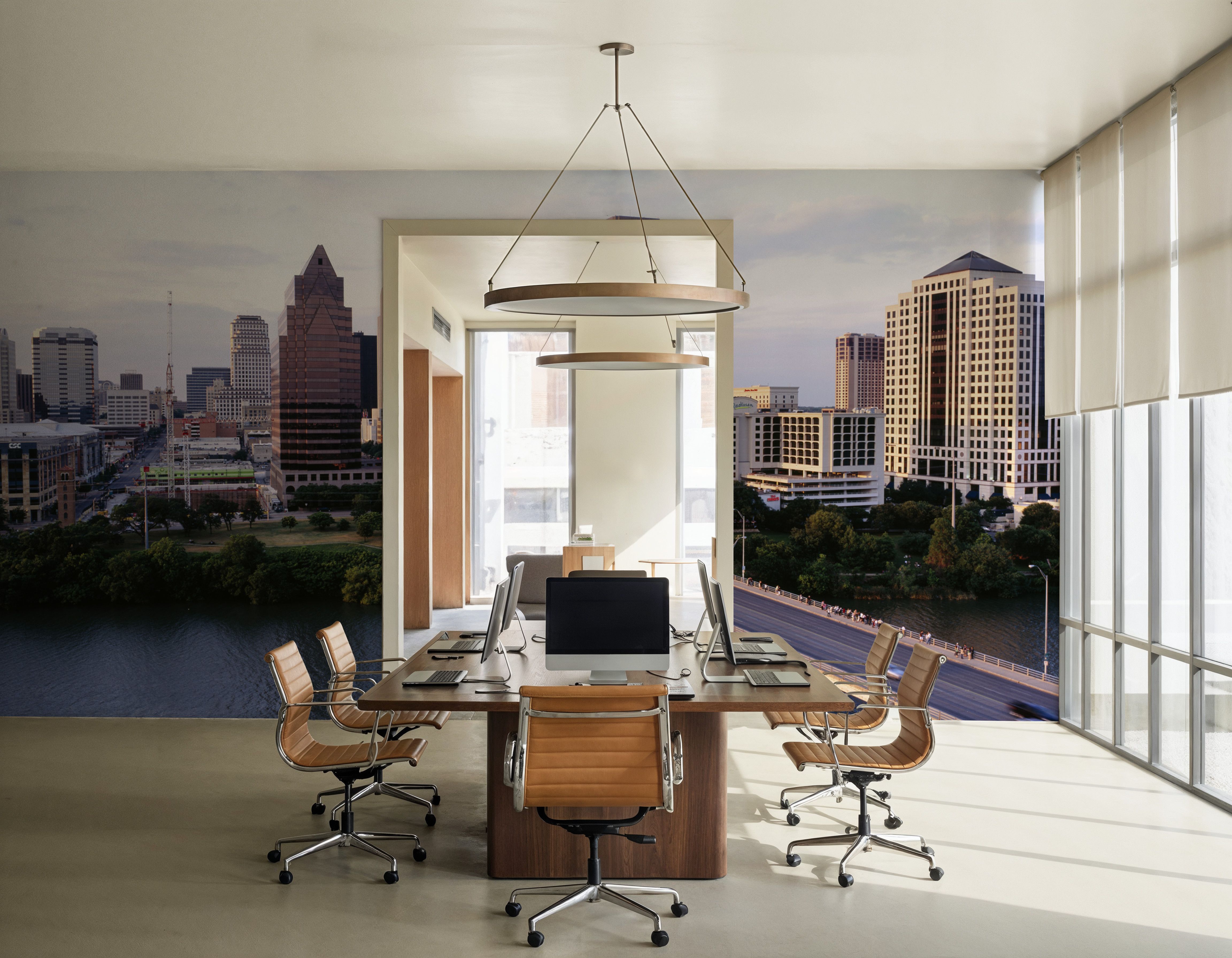 Riverside Metropolis