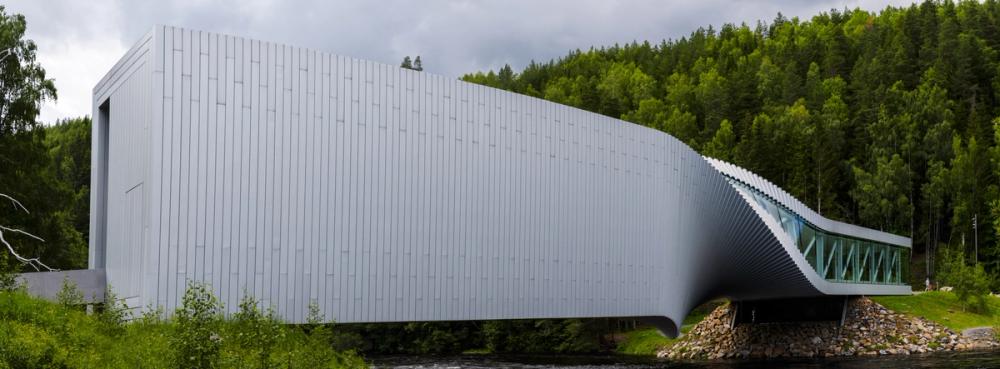 Twisted Silver Passage